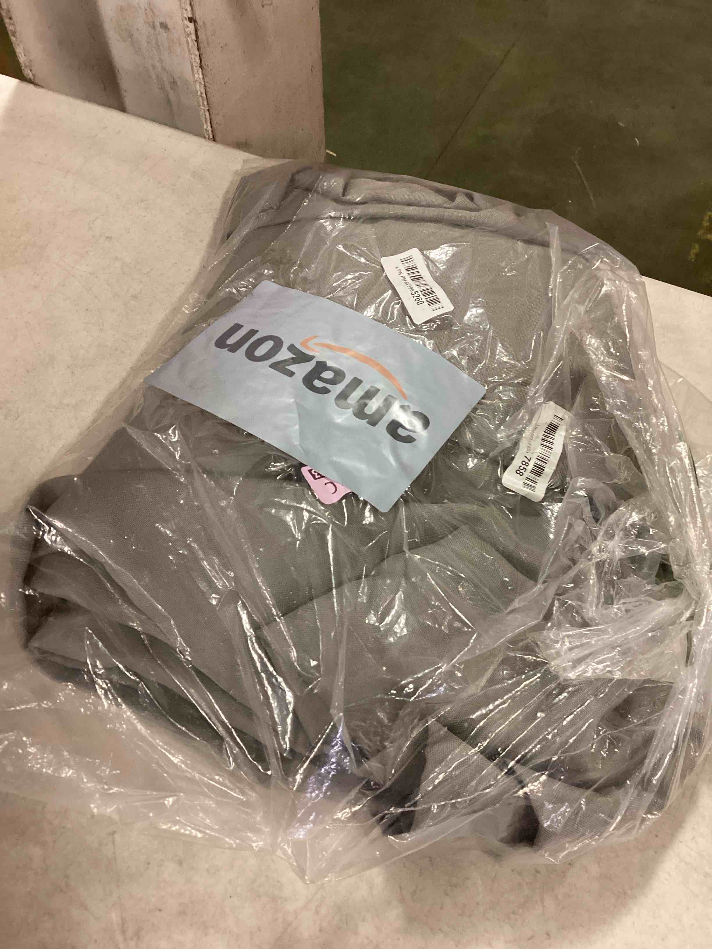 https://s3.amazonaws.com/lotting-images-prod/bidfta/ORG6767103_1721675848824.jpeg