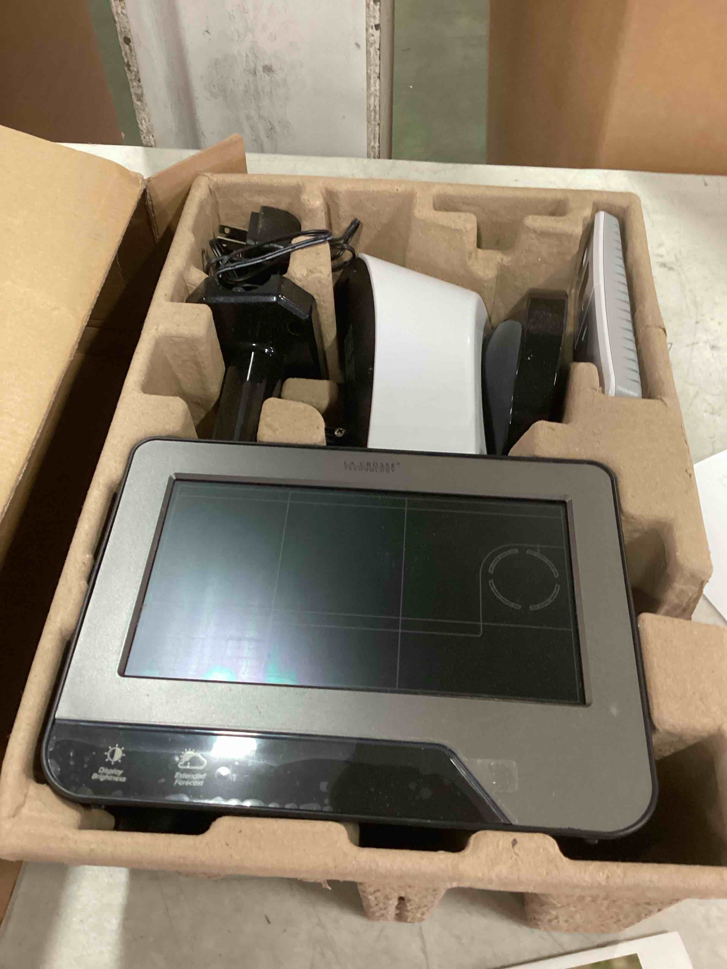 https://s3.amazonaws.com/lotting-images-prod/bidfta/ORG6767800_1721846605246.jpeg