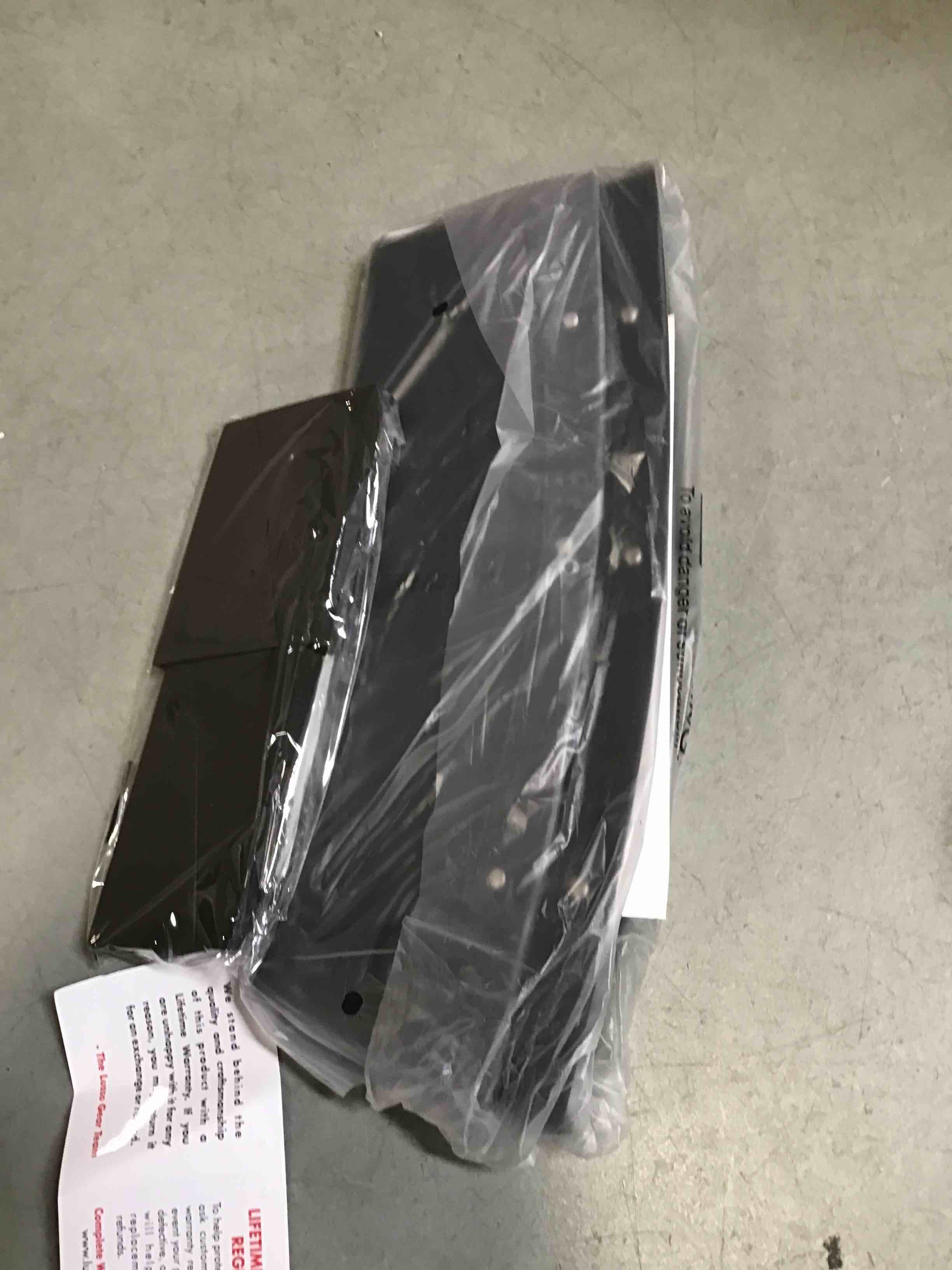 https://s3.amazonaws.com/lotting-images-prod/bidfta/ORG6771187_1721929197131.jpeg