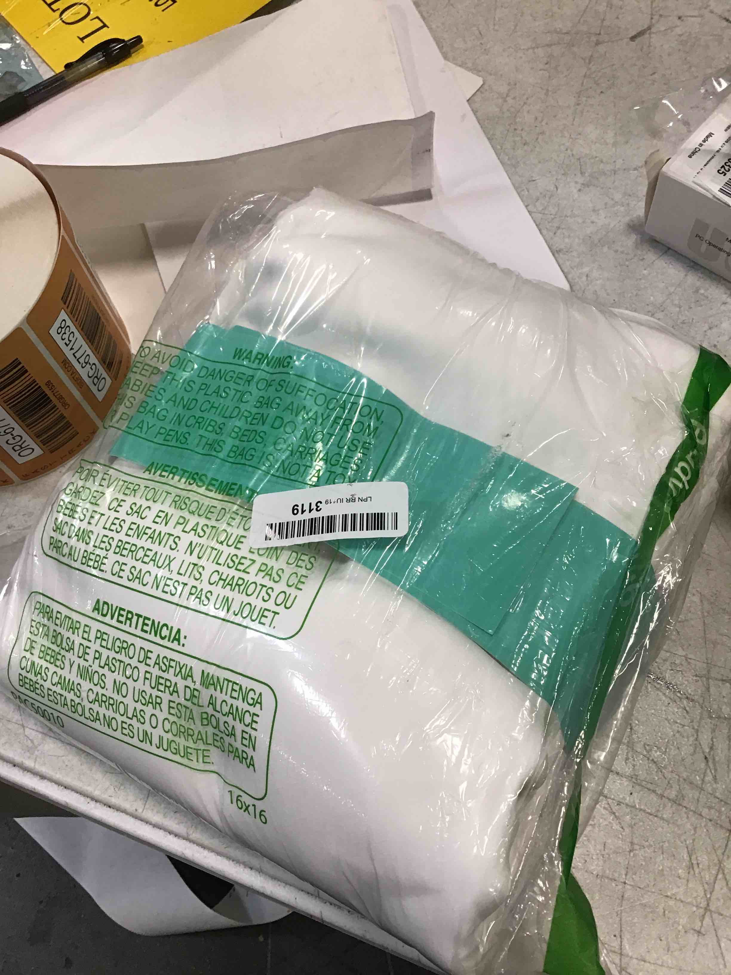 https://s3.amazonaws.com/lotting-images-prod/bidfta/ORG6771530_1721659769142.jpeg