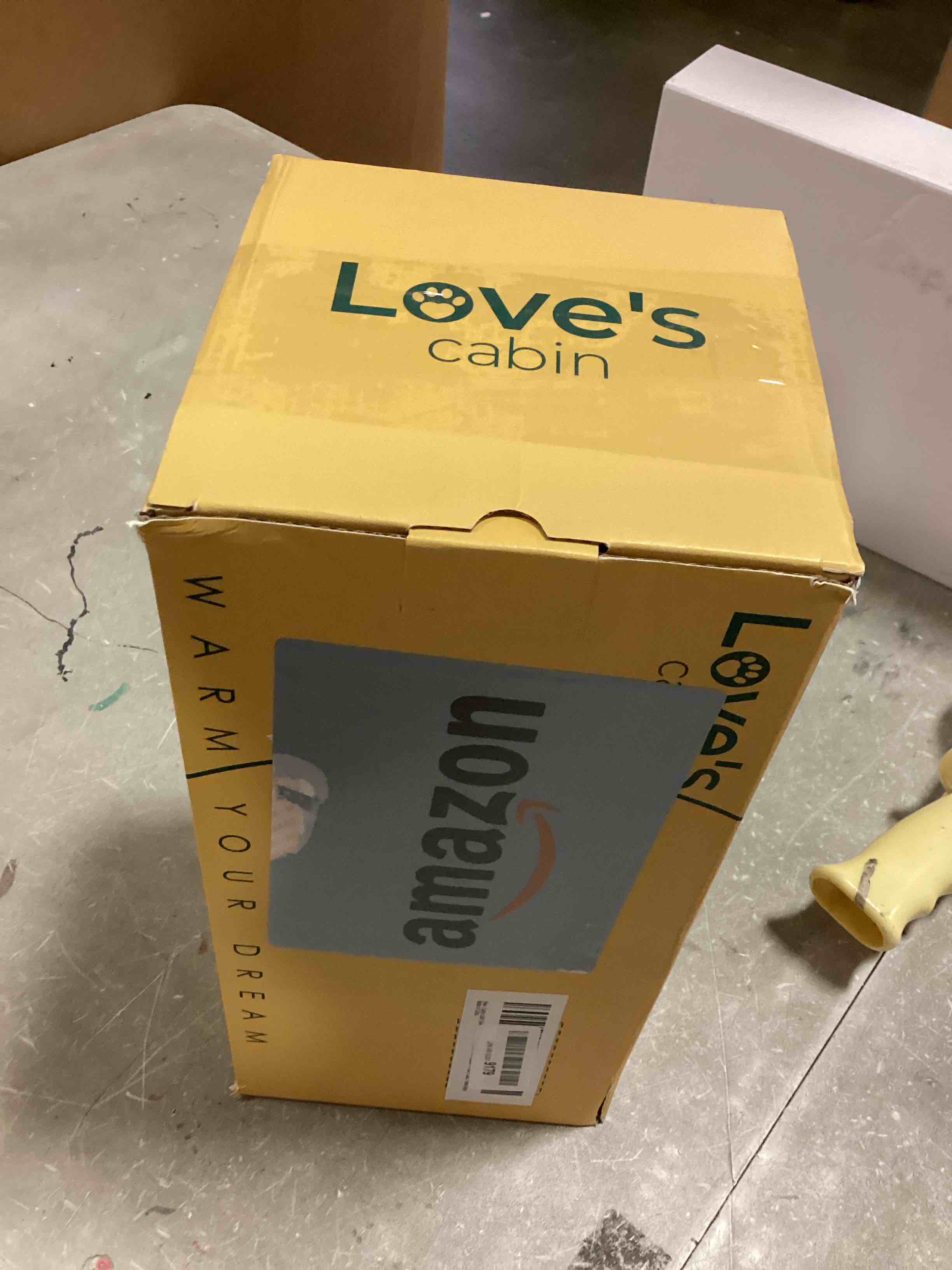 https://s3.amazonaws.com/lotting-images-prod/bidfta/ORG6773934_1721848415400.jpeg