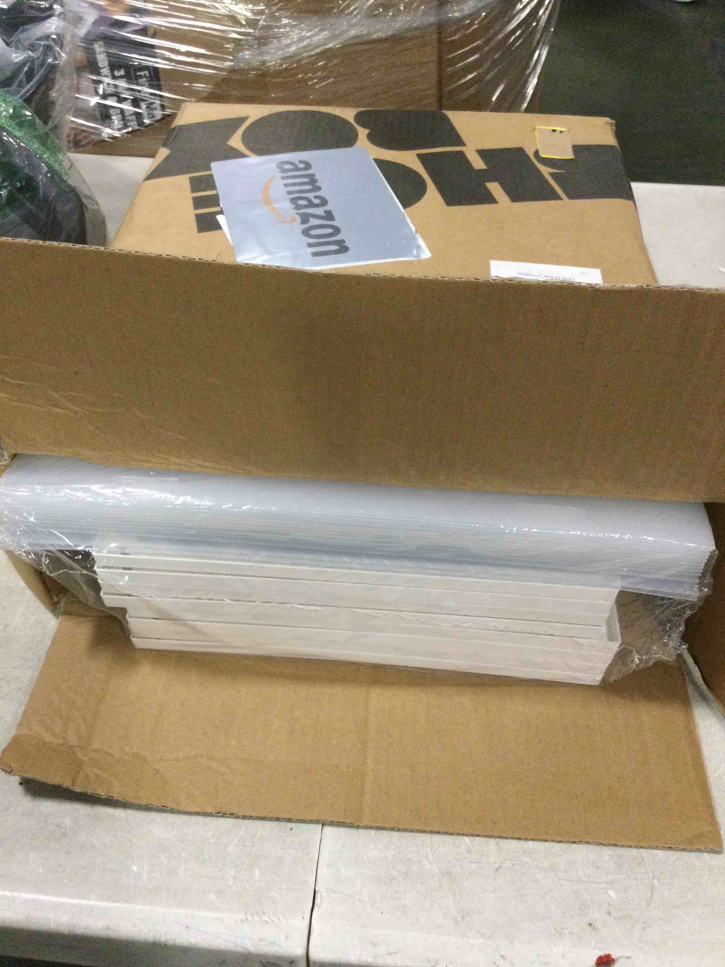 https://s3.amazonaws.com/lotting-images-prod/bidfta/ORG6775376_1722087398645.jpeg