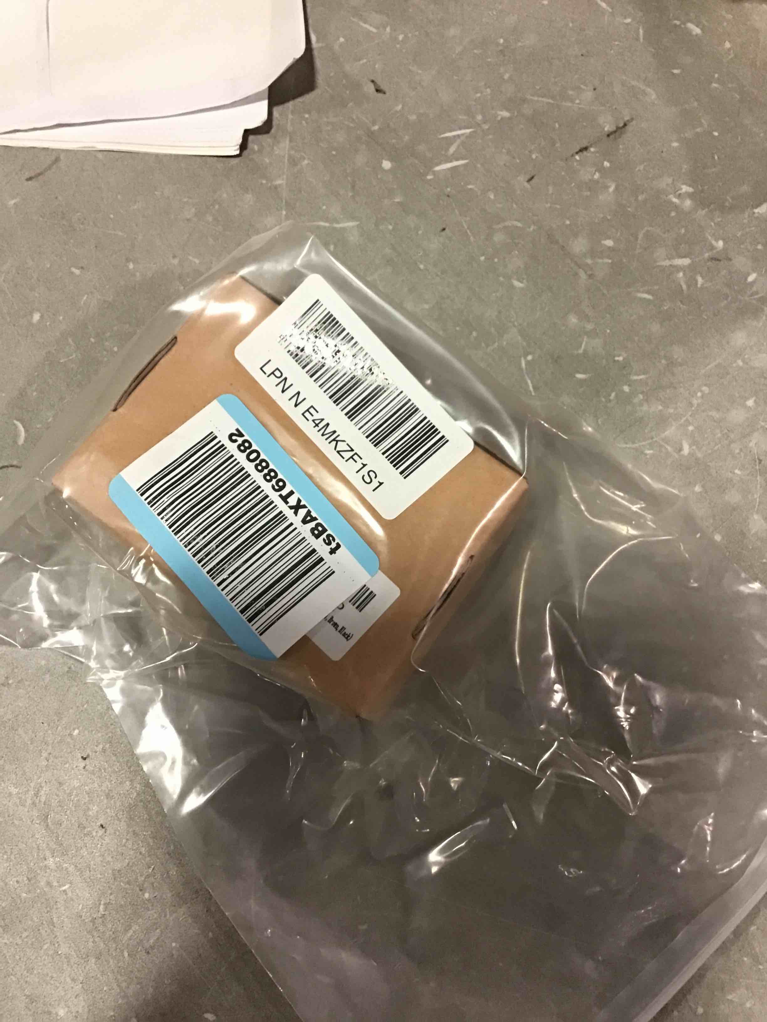 https://s3.amazonaws.com/lotting-images-prod/bidfta/ORG6777296_1722299408534.jpeg