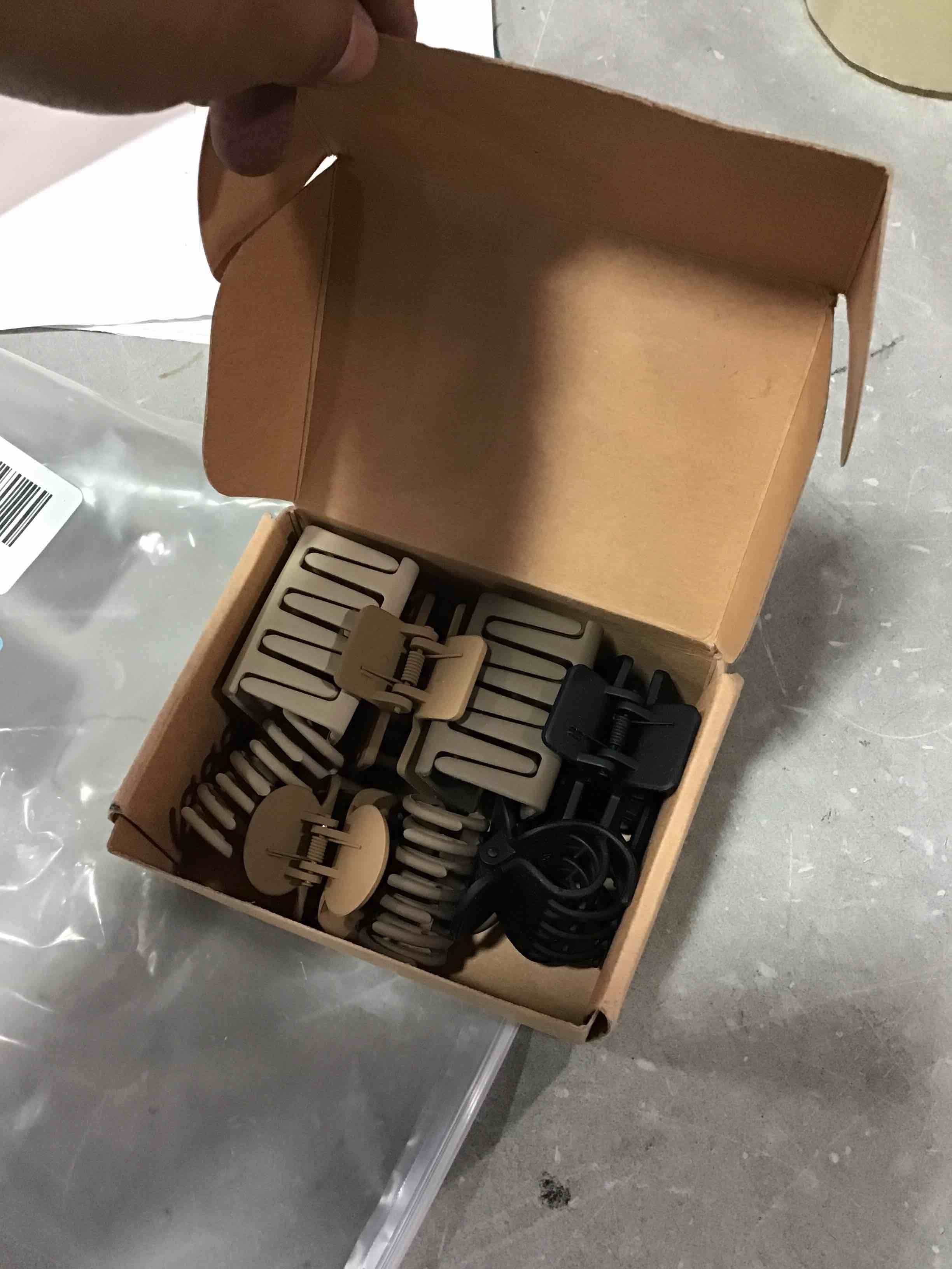 https://s3.amazonaws.com/lotting-images-prod/bidfta/ORG6777296_1722299422044.jpeg