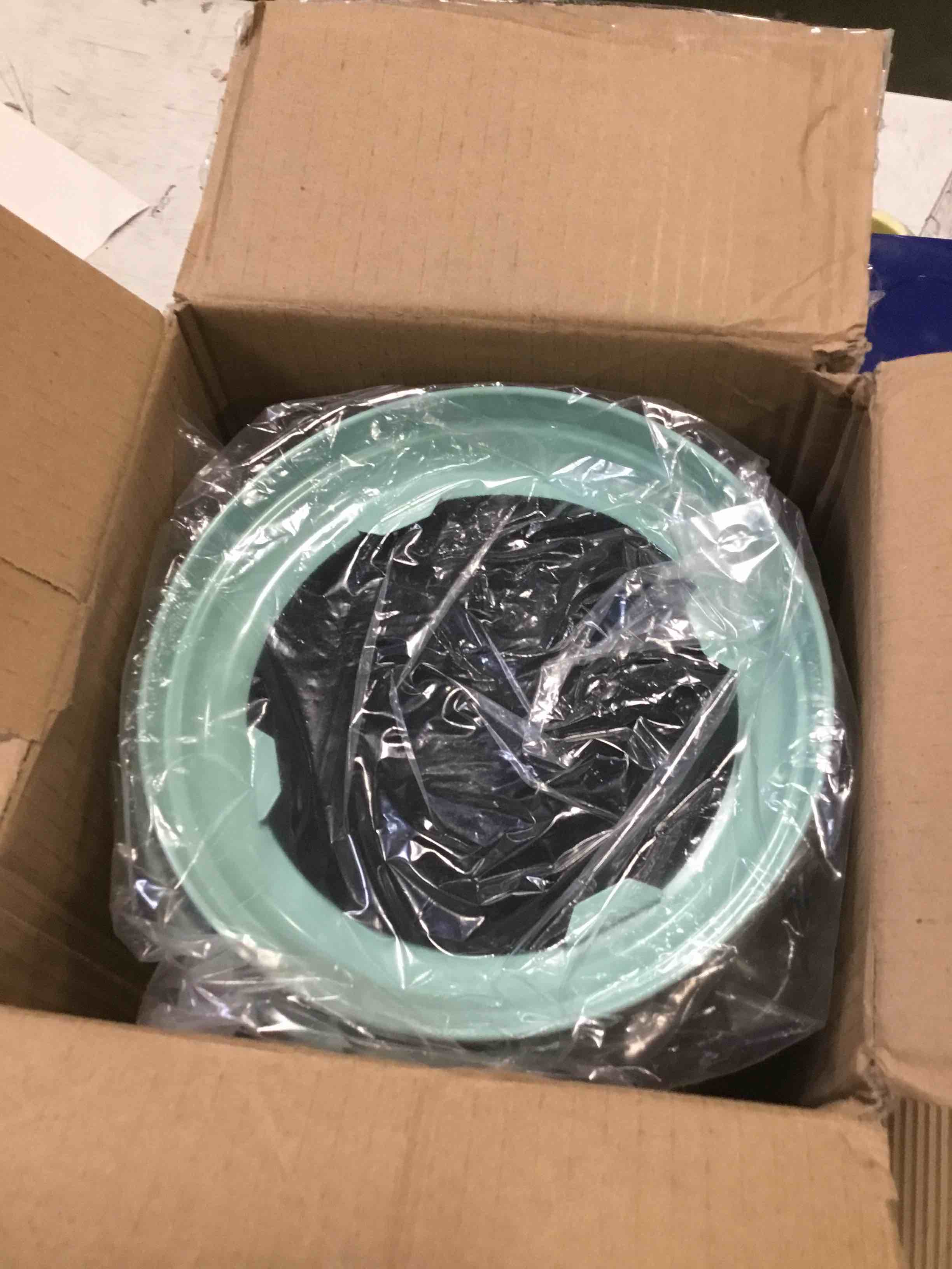 https://s3.amazonaws.com/lotting-images-prod/bidfta/ORG6782081_1721927973368.jpeg