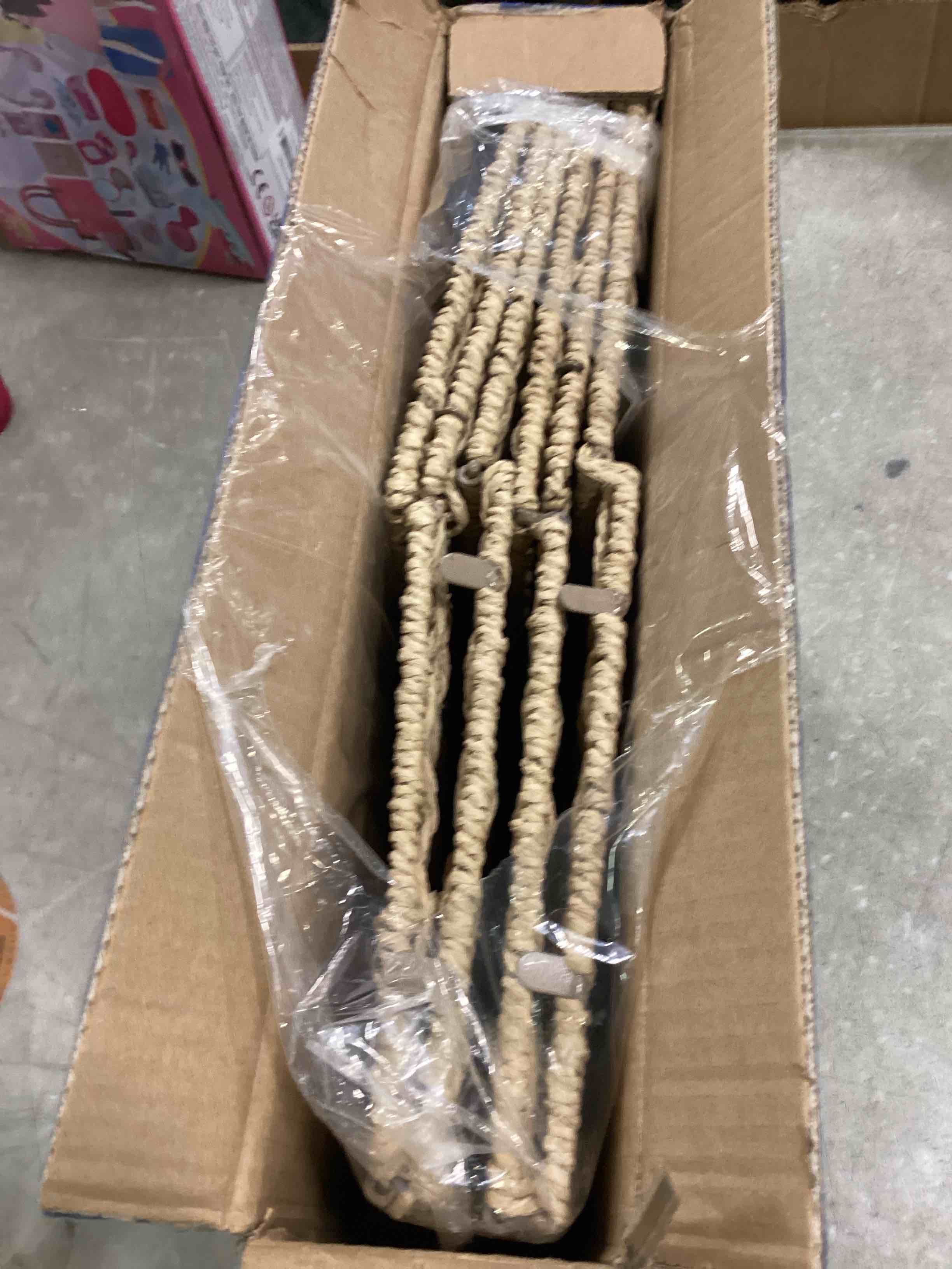https://s3.amazonaws.com/lotting-images-prod/bidfta/ORG6782898_1722363992327.jpeg