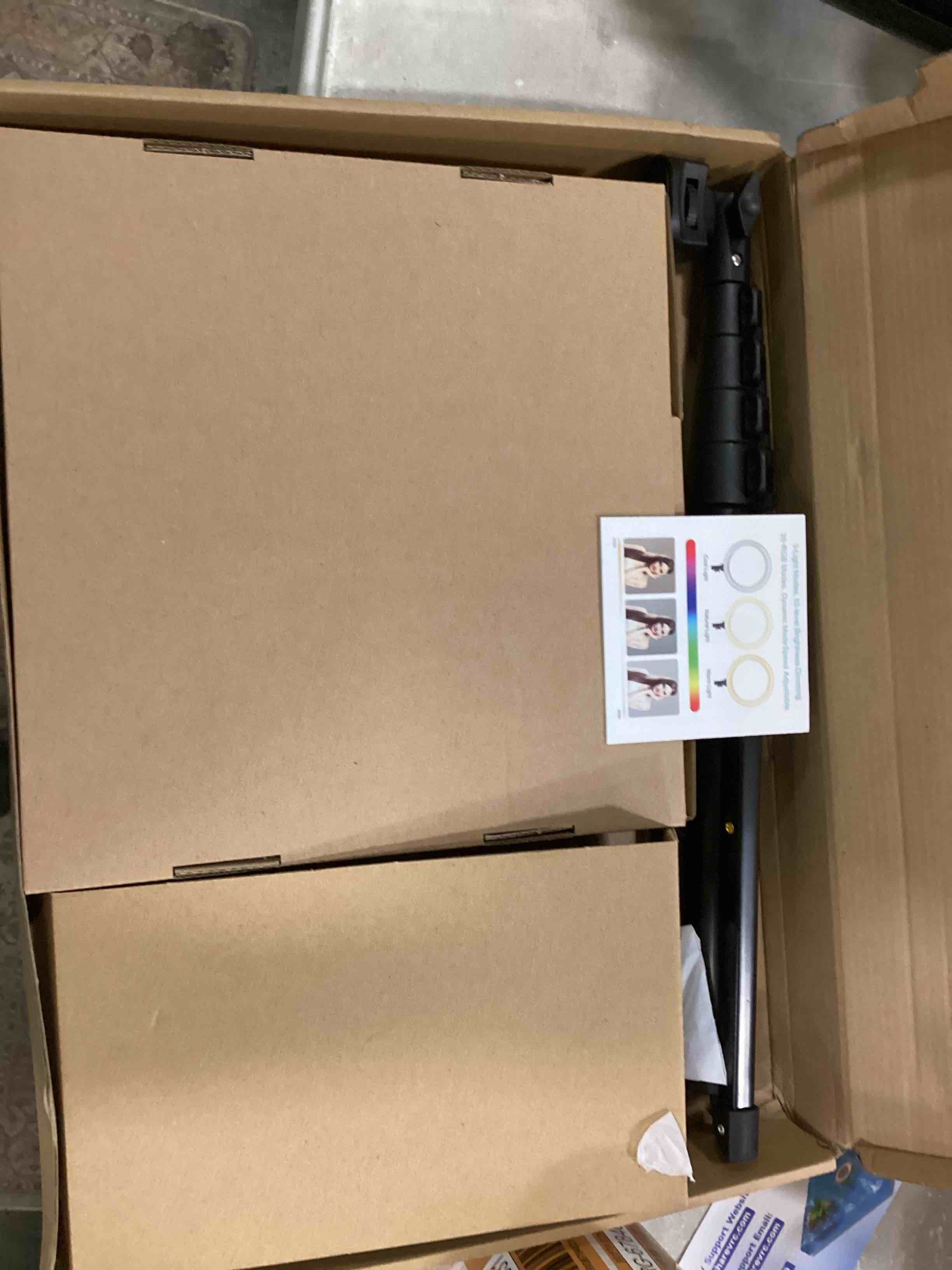 https://s3.amazonaws.com/lotting-images-prod/bidfta/ORG6784626_1722452315125.jpeg
