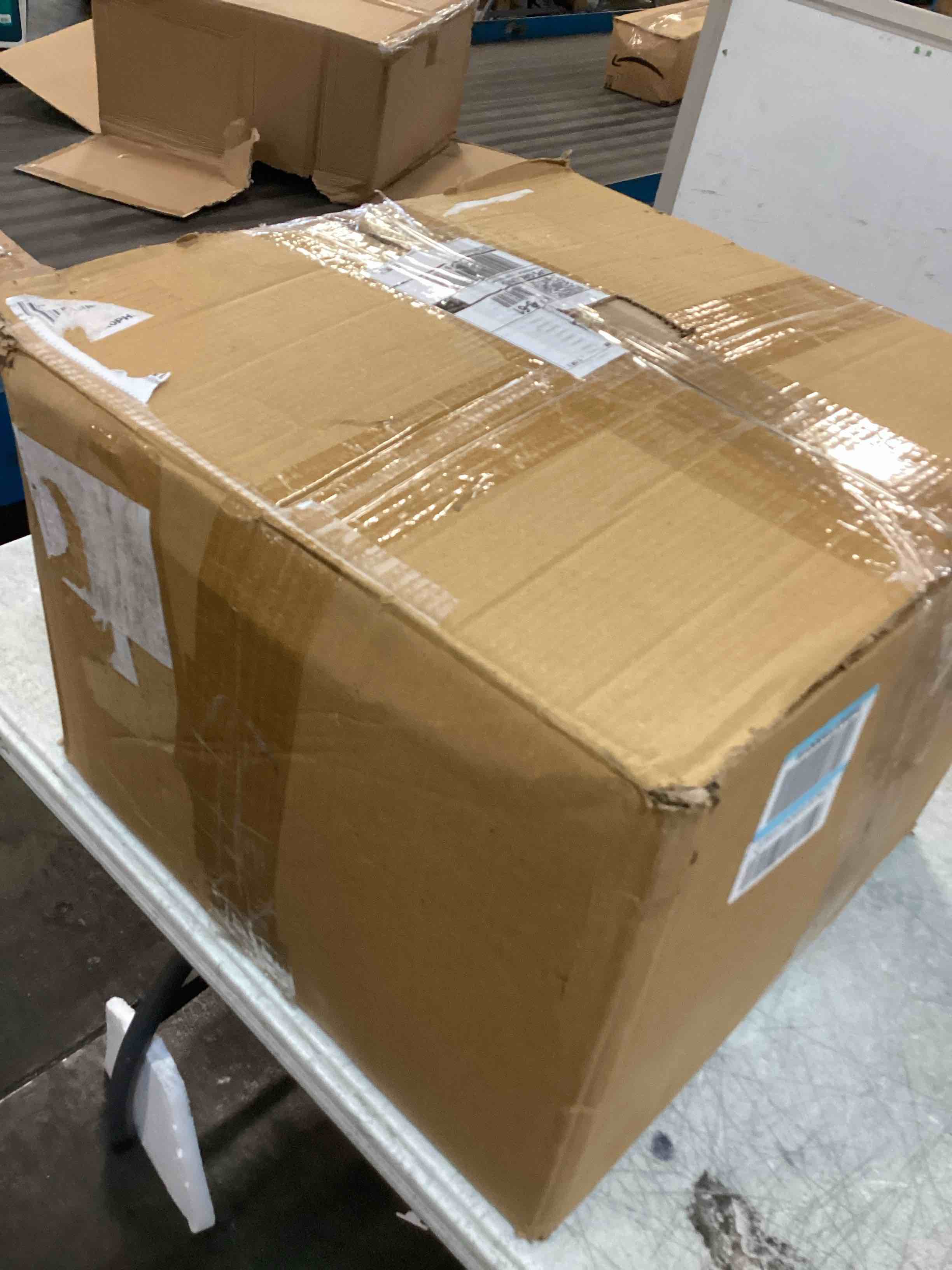 https://s3.amazonaws.com/lotting-images-prod/bidfta/ORG6785334_1722355391693.jpeg