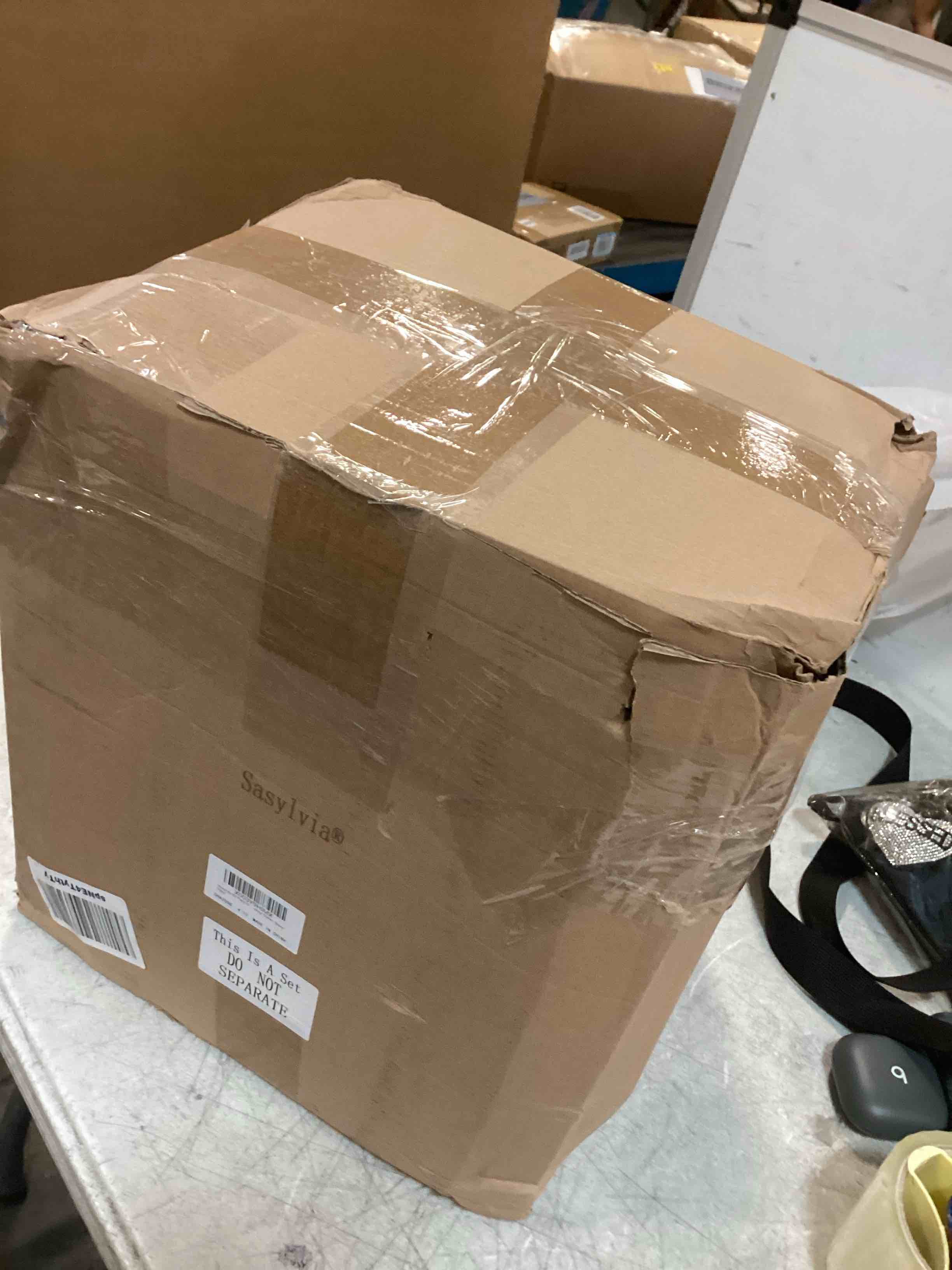 https://s3.amazonaws.com/lotting-images-prod/bidfta/ORG6785408_1722368287122.jpeg