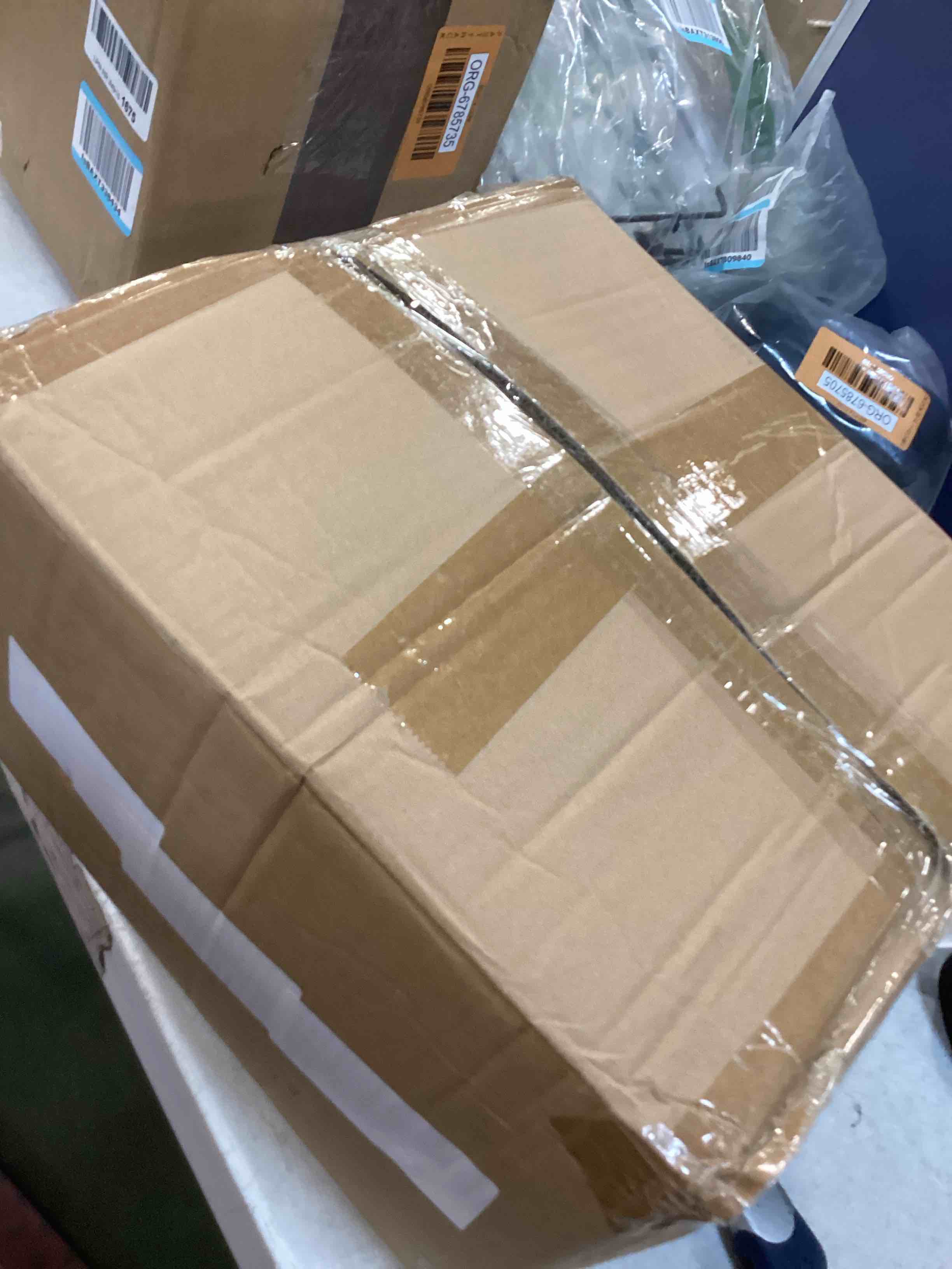 https://s3.amazonaws.com/lotting-images-prod/bidfta/ORG6785737_1722515755901.jpeg
