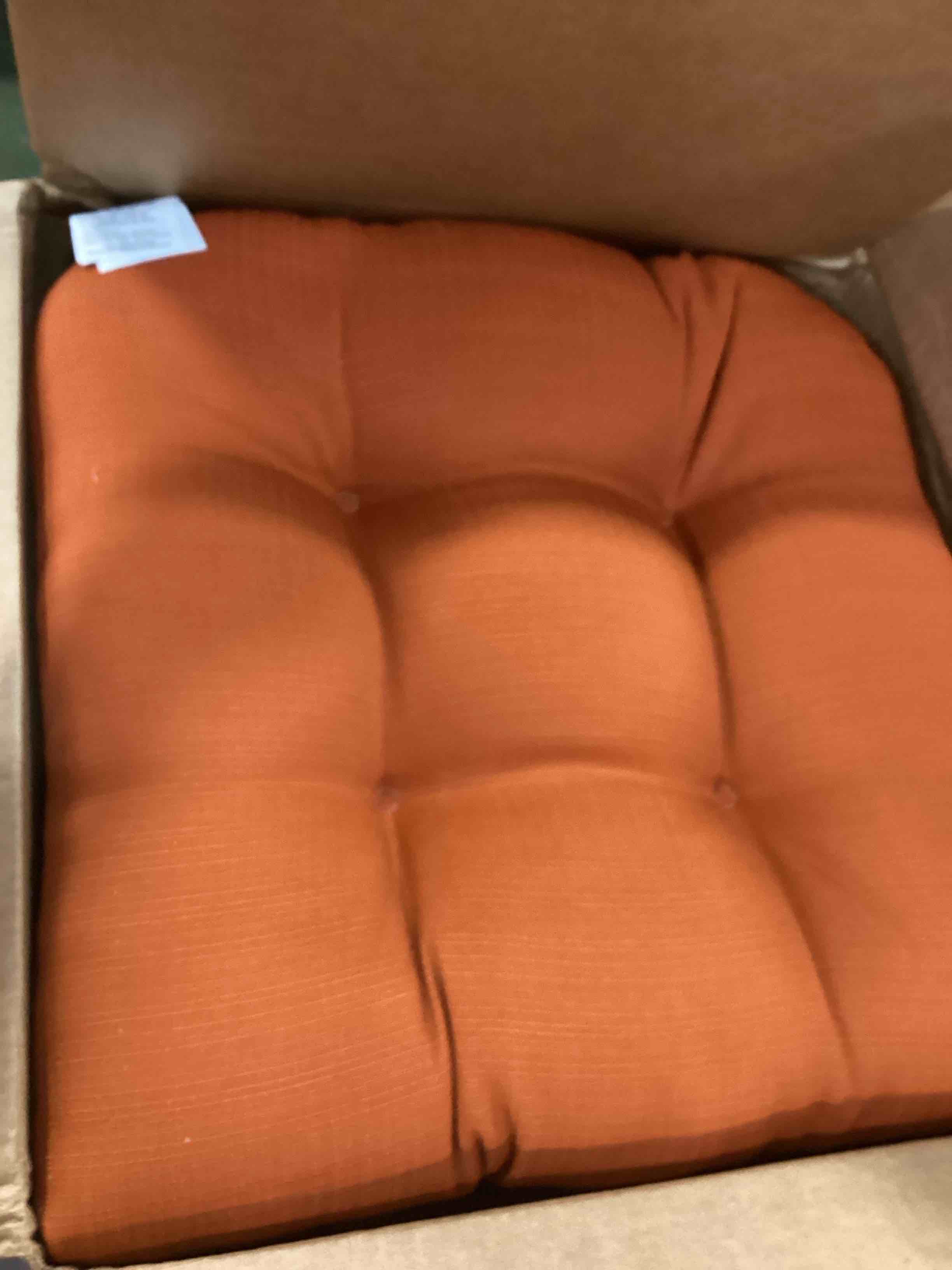 https://s3.amazonaws.com/lotting-images-prod/bidfta/ORG6785773_1722517679547.jpeg