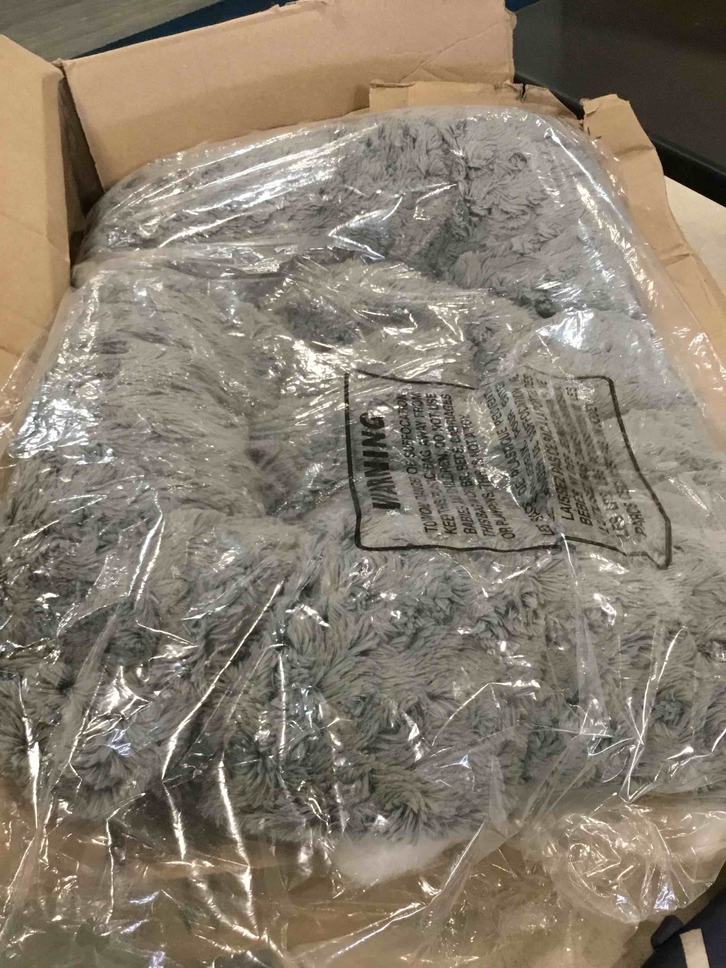https://s3.amazonaws.com/lotting-images-prod/bidfta/ORG6790190_1722009628526.jpeg