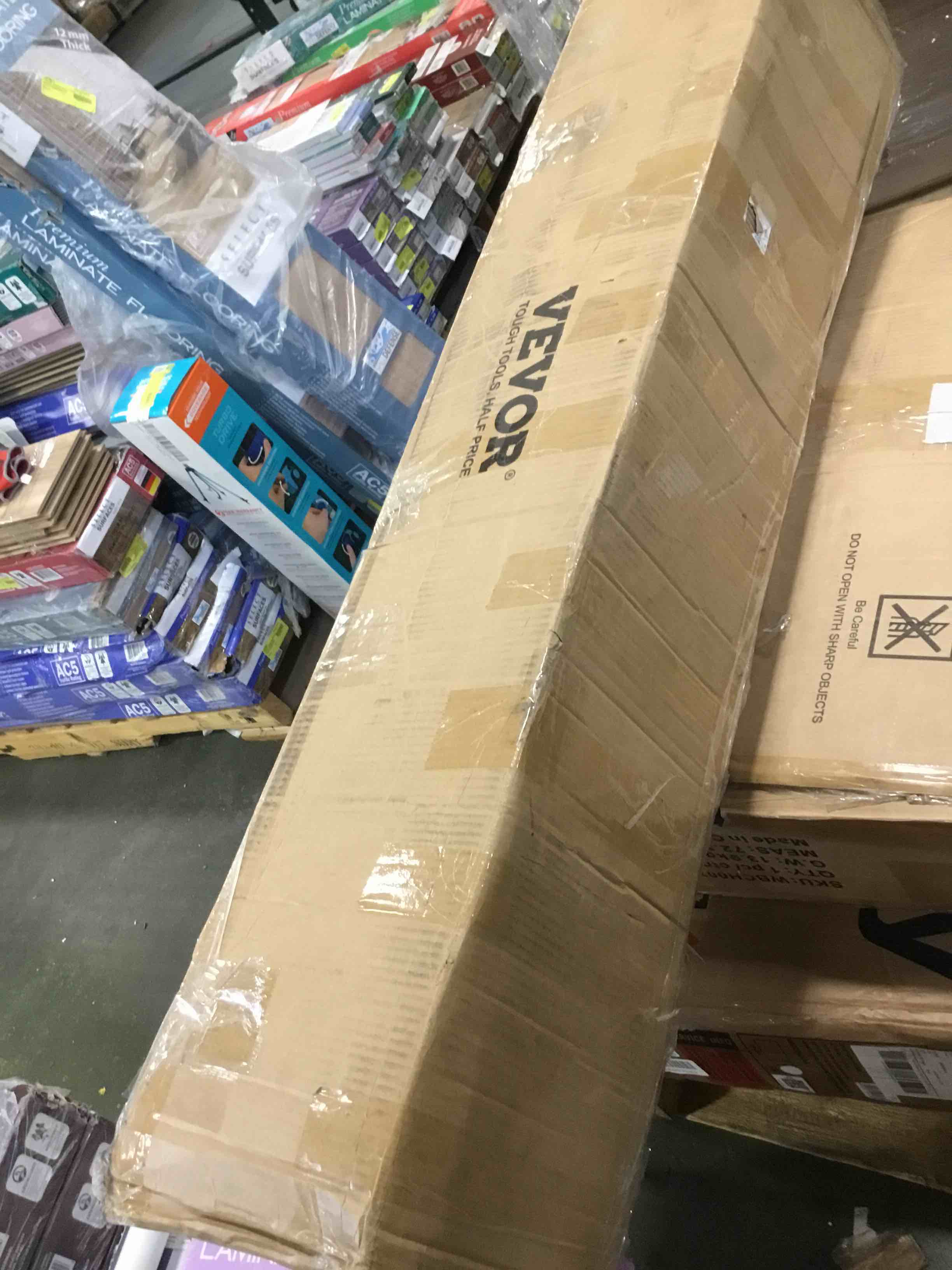 https://s3.amazonaws.com/lotting-images-prod/bidfta/ORG6790968_1721321949585.jpeg