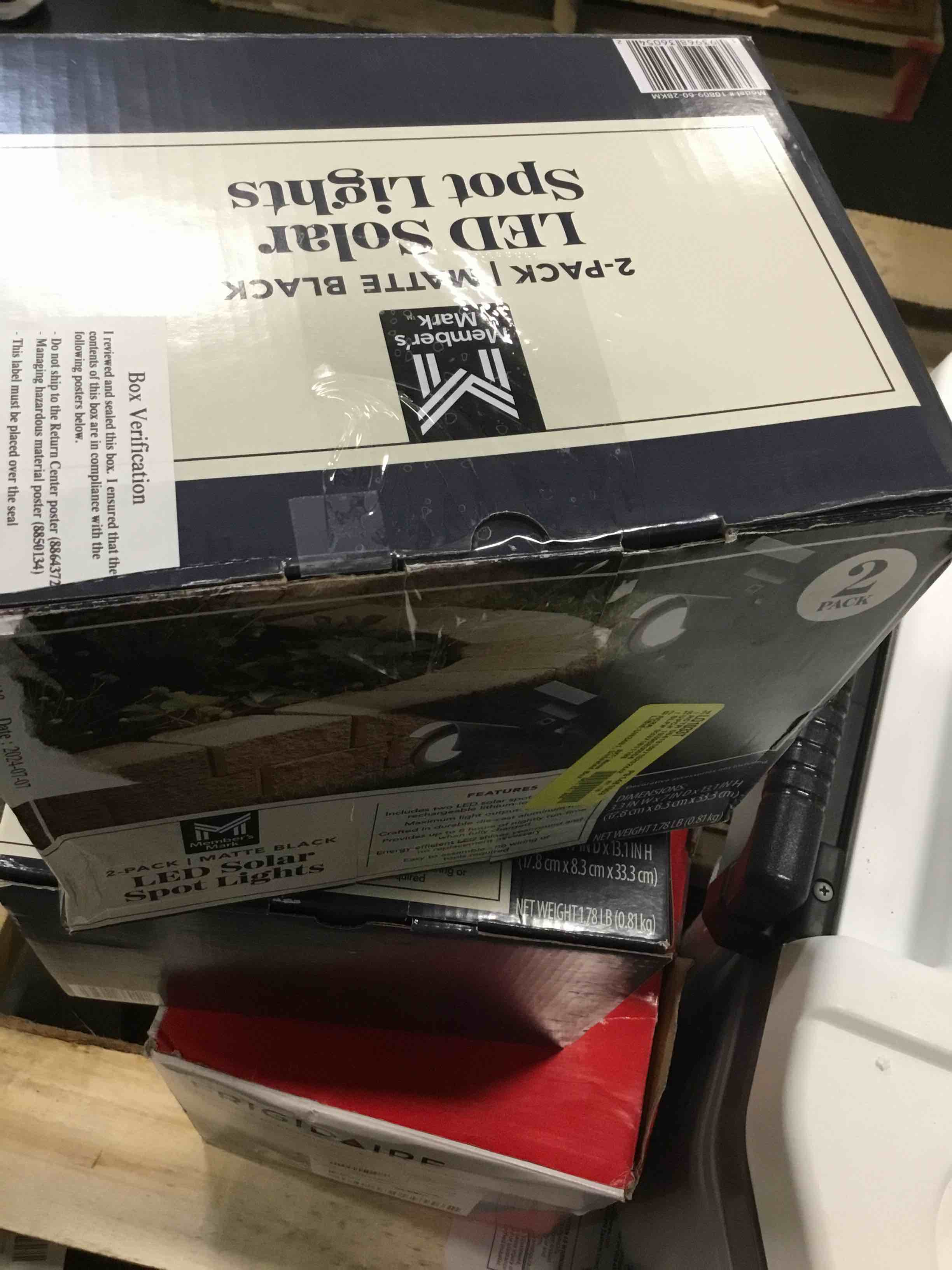 https://s3.amazonaws.com/lotting-images-prod/bidfta/ORG6791780_1722271009292.jpeg