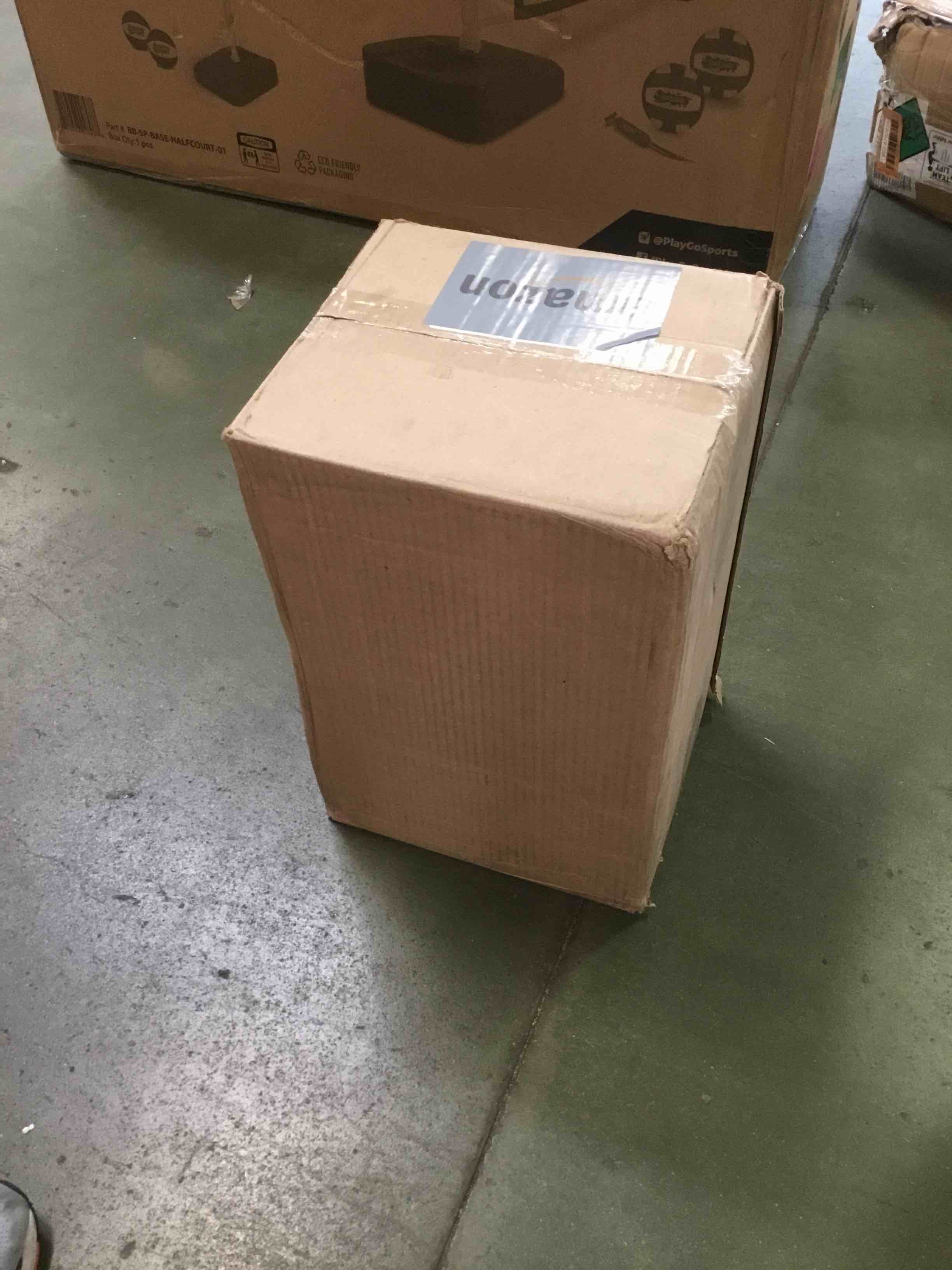 https://s3.amazonaws.com/lotting-images-prod/bidfta/ORG6792842_1720788095020.jpeg