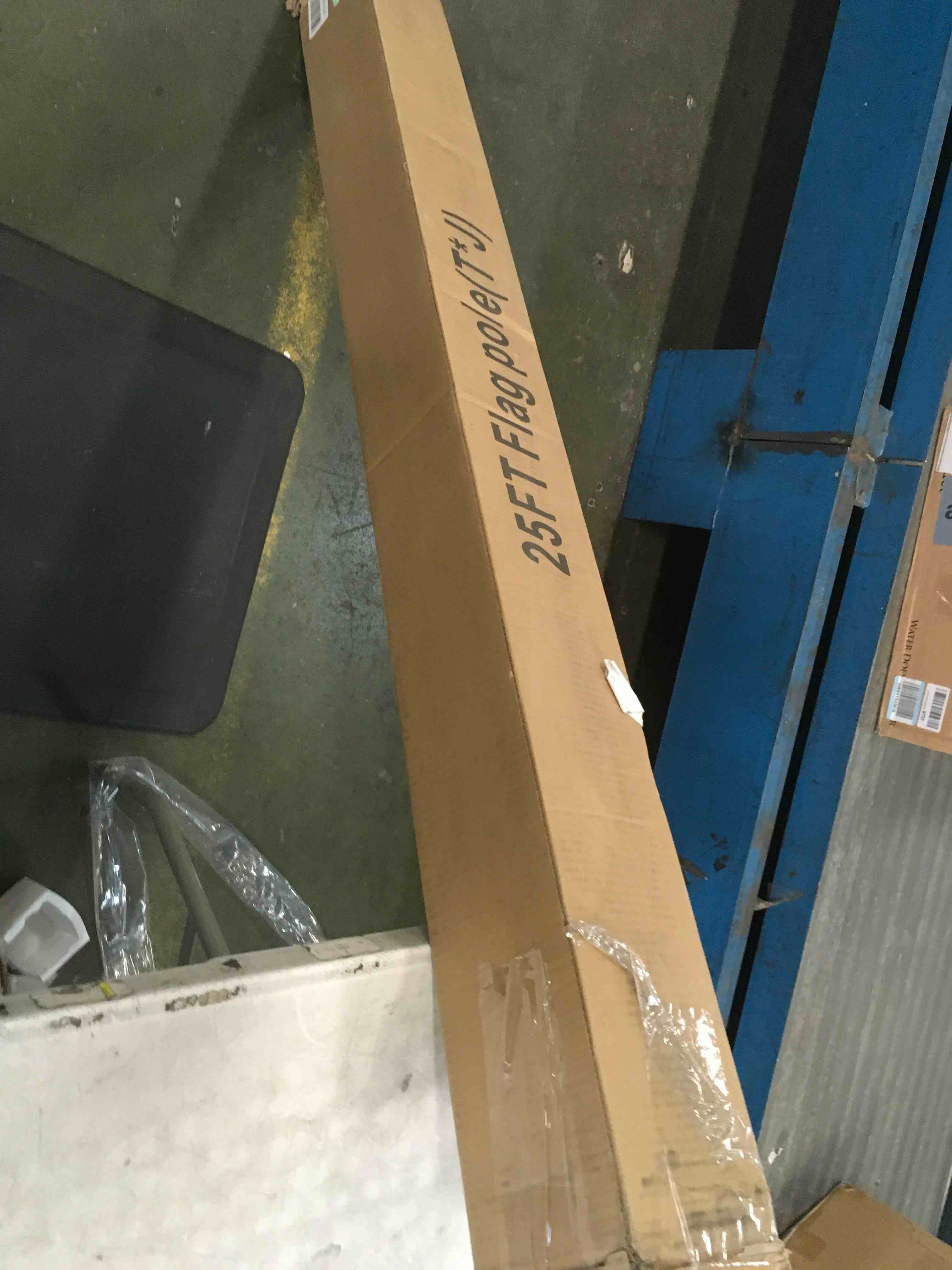 https://s3.amazonaws.com/lotting-images-prod/bidfta/ORG6795336_1722451278500.jpeg