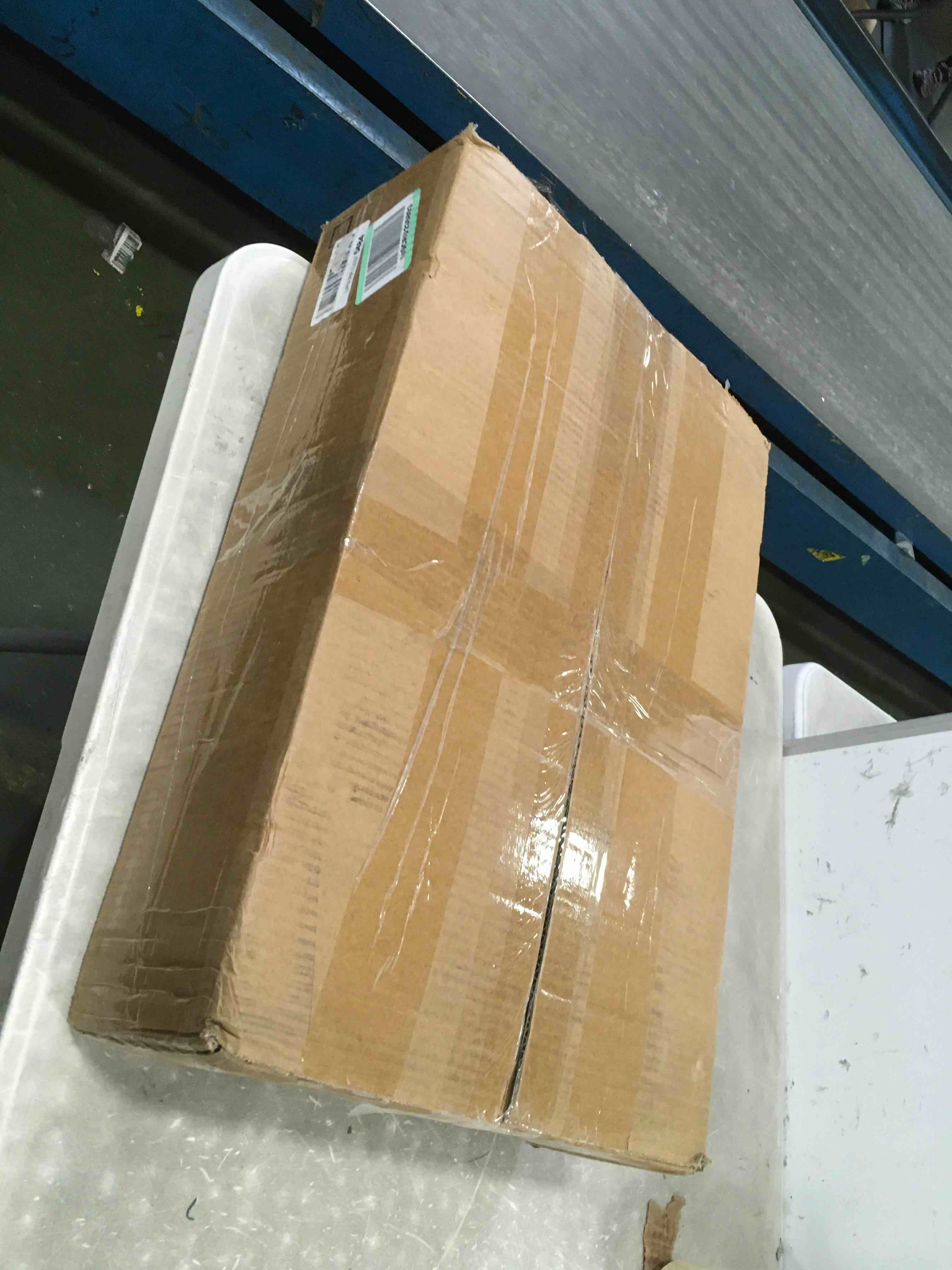 https://s3.amazonaws.com/lotting-images-prod/bidfta/ORG6796492_1721750845997.jpeg