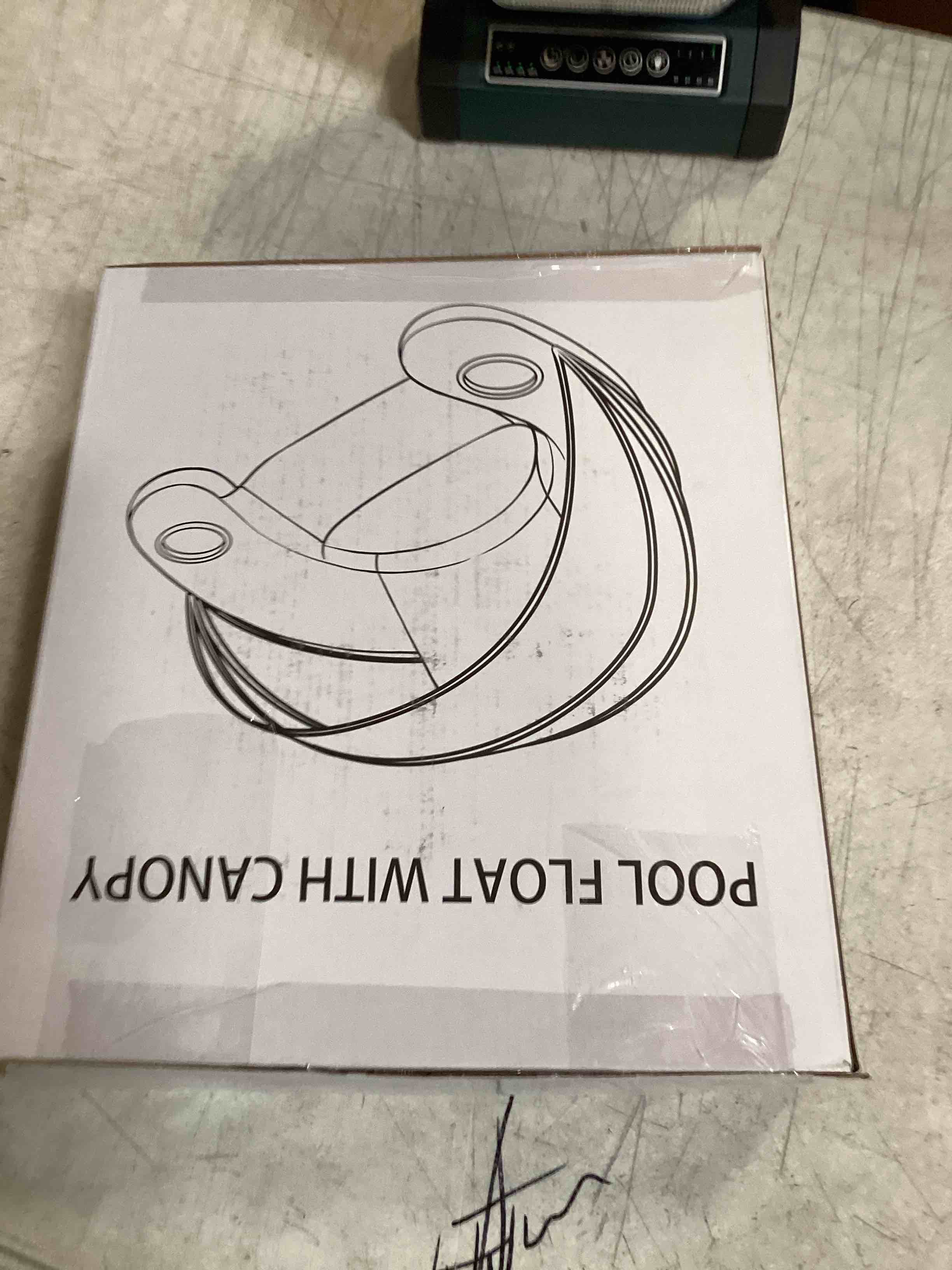 https://s3.amazonaws.com/lotting-images-prod/bidfta/ORG6797170_1721764917395.jpeg