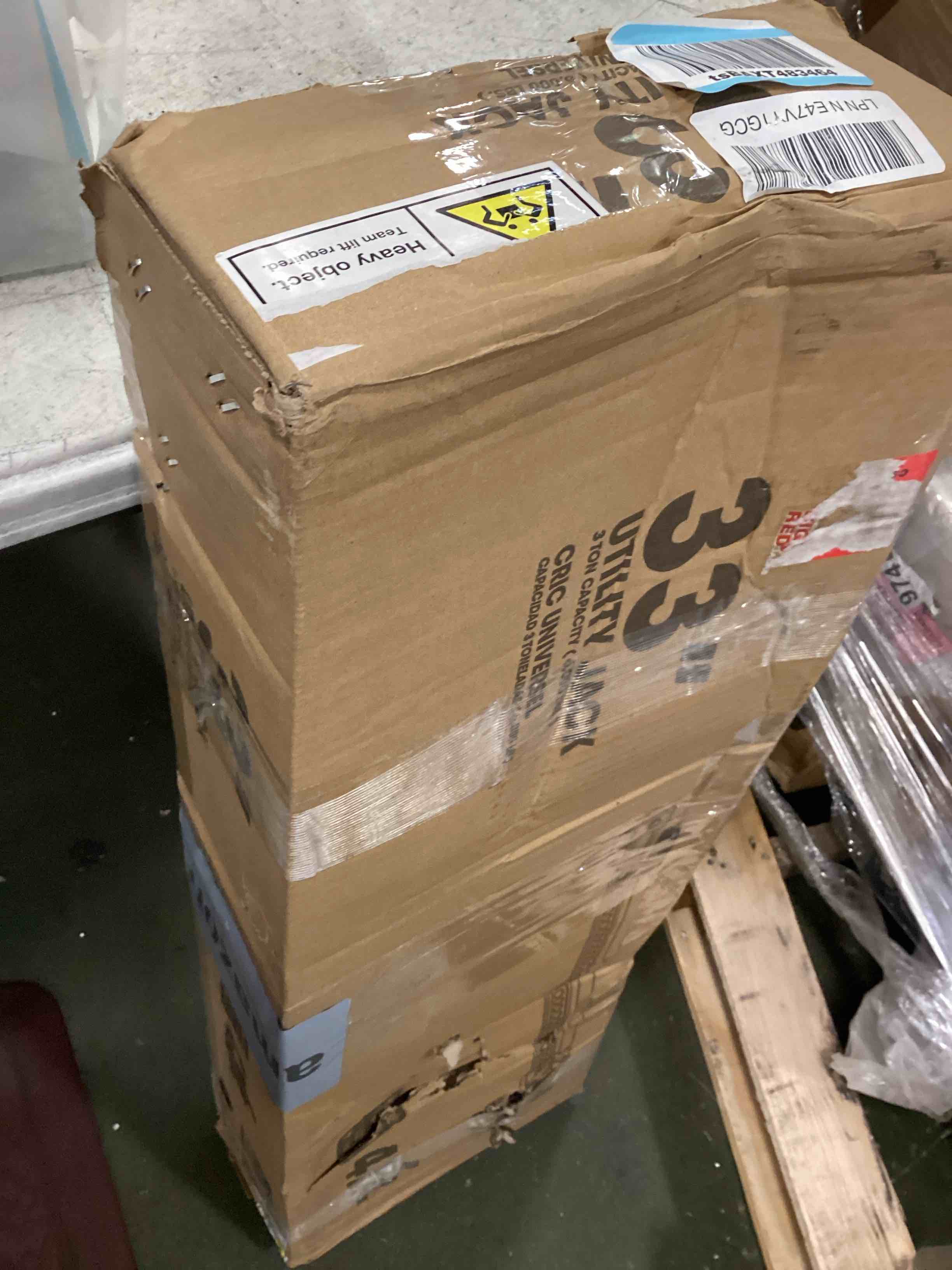 https://s3.amazonaws.com/lotting-images-prod/bidfta/ORG6797838_1721943281232.jpeg