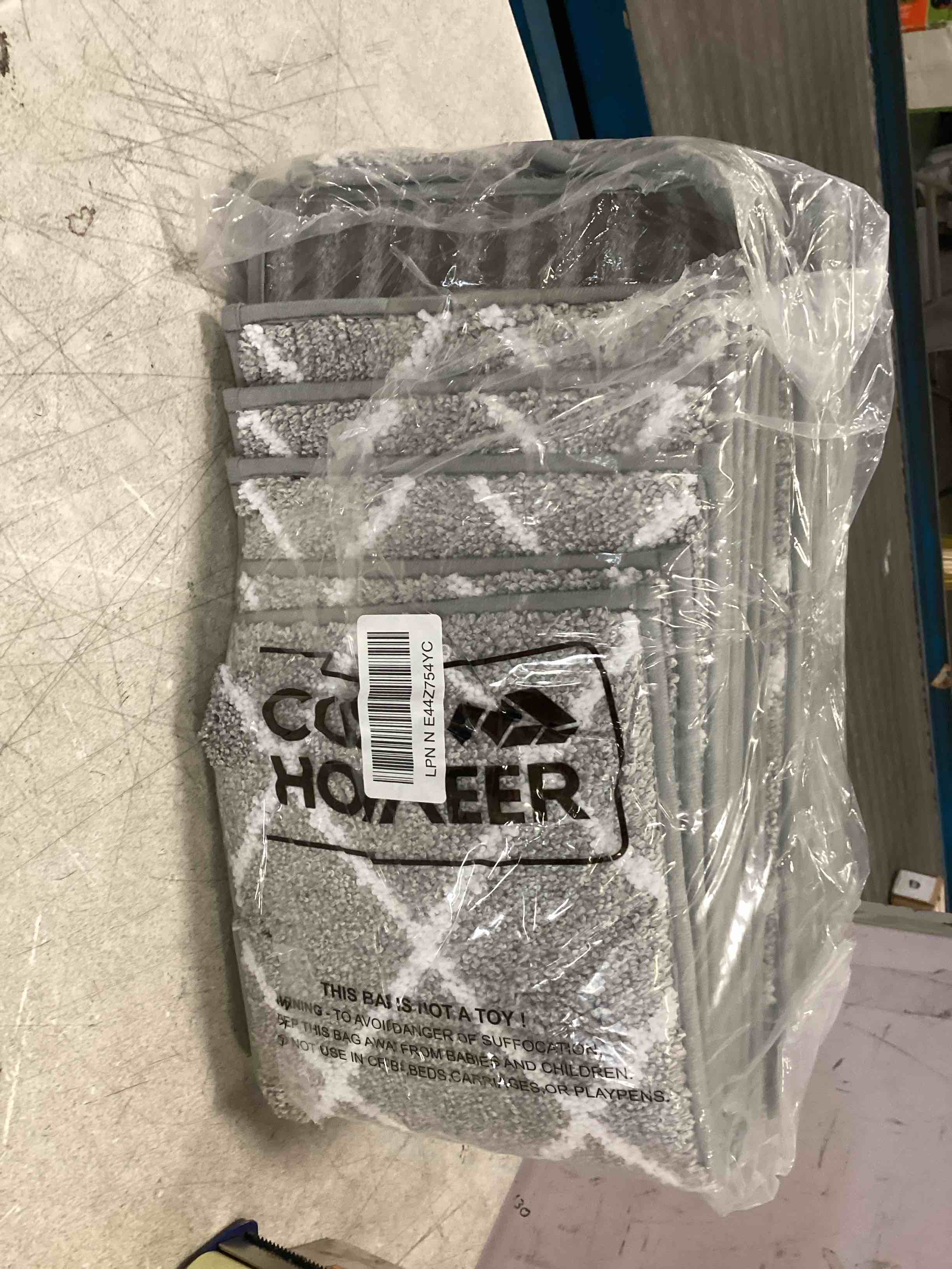 https://s3.amazonaws.com/lotting-images-prod/bidfta/ORG6797883_1721946397149.jpeg