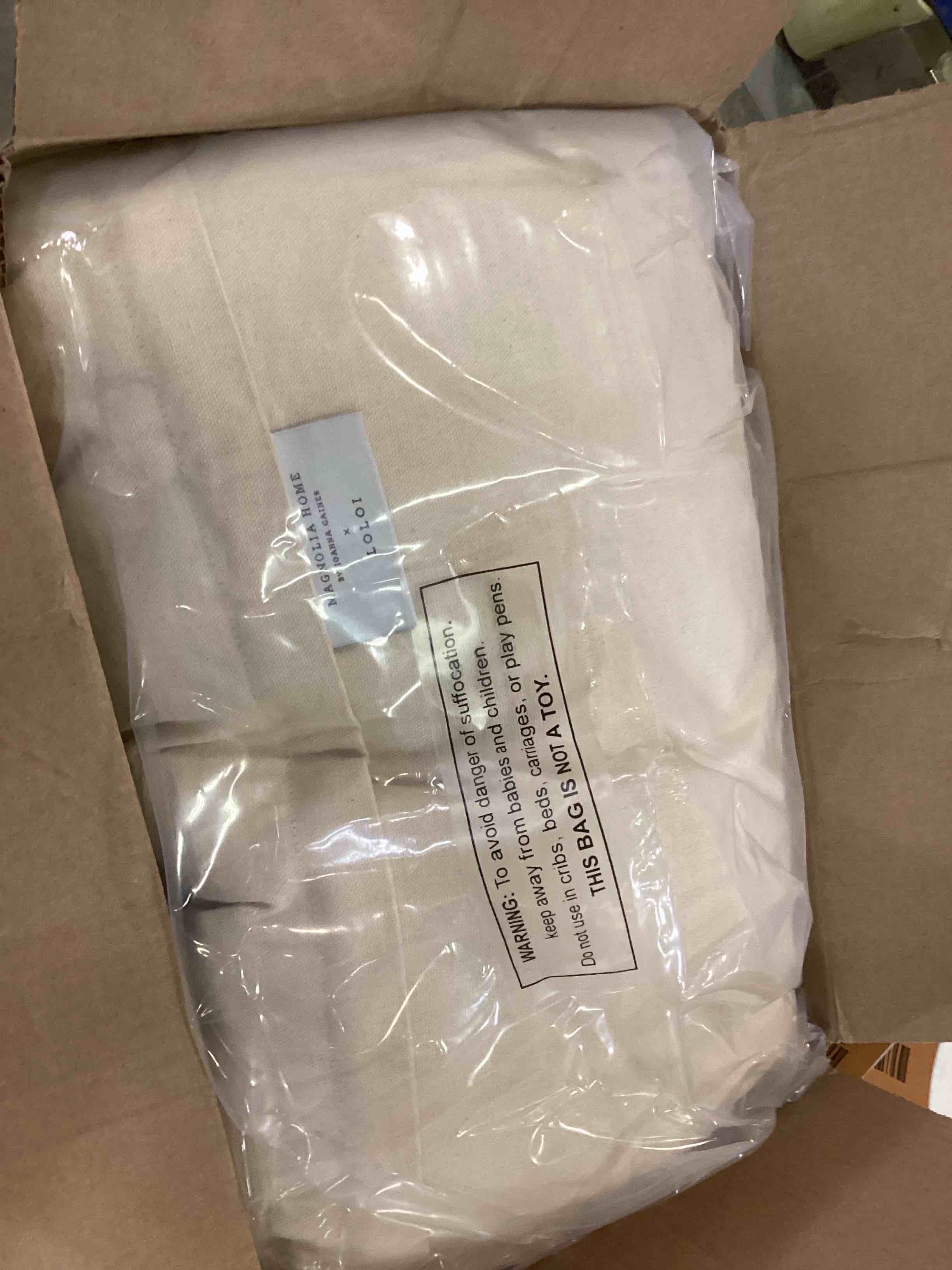 https://s3.amazonaws.com/lotting-images-prod/bidfta/ORG6798513_1722018021856.jpeg