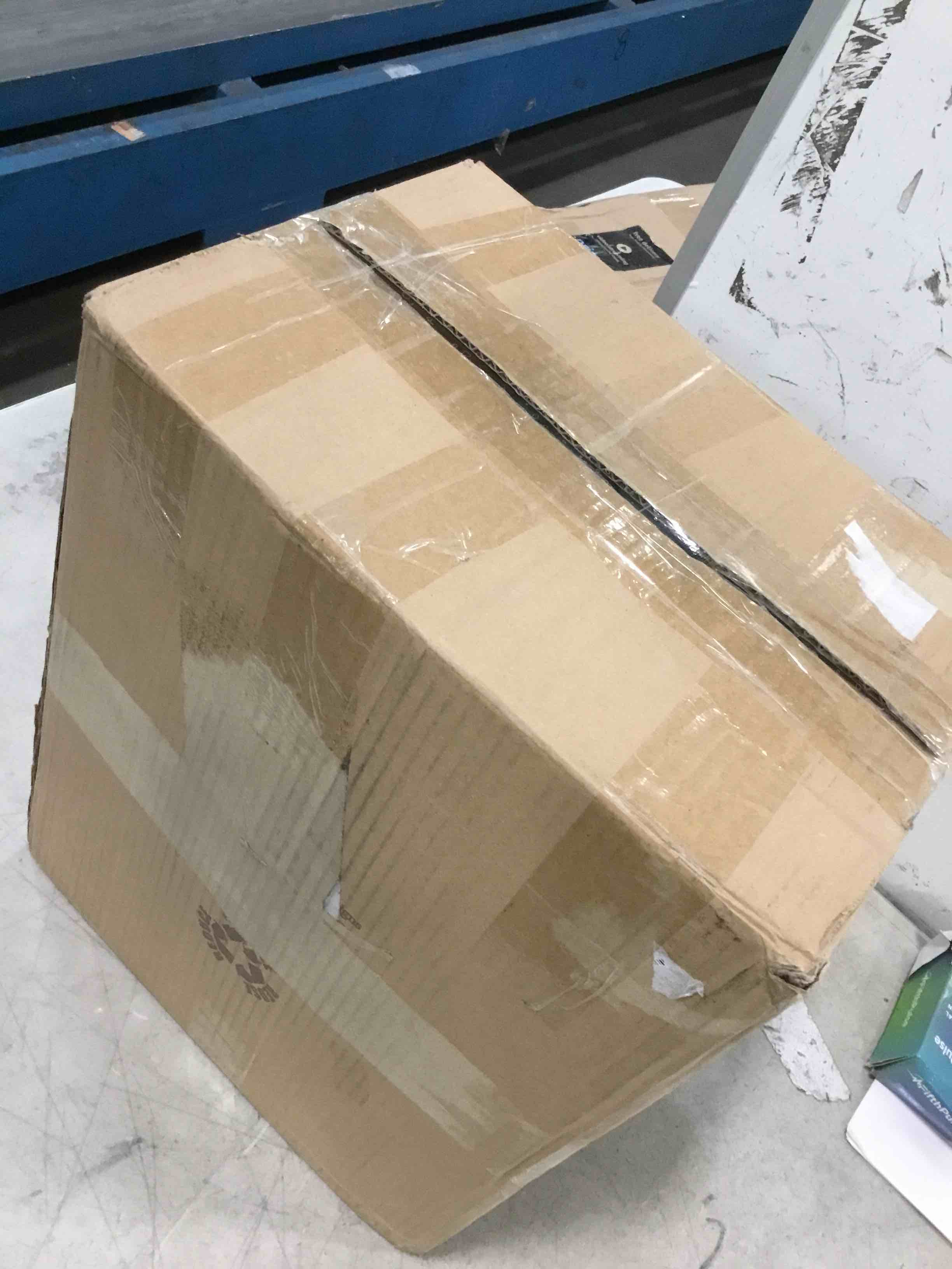 https://s3.amazonaws.com/lotting-images-prod/bidfta/ORG6800922_1720655334174.jpeg