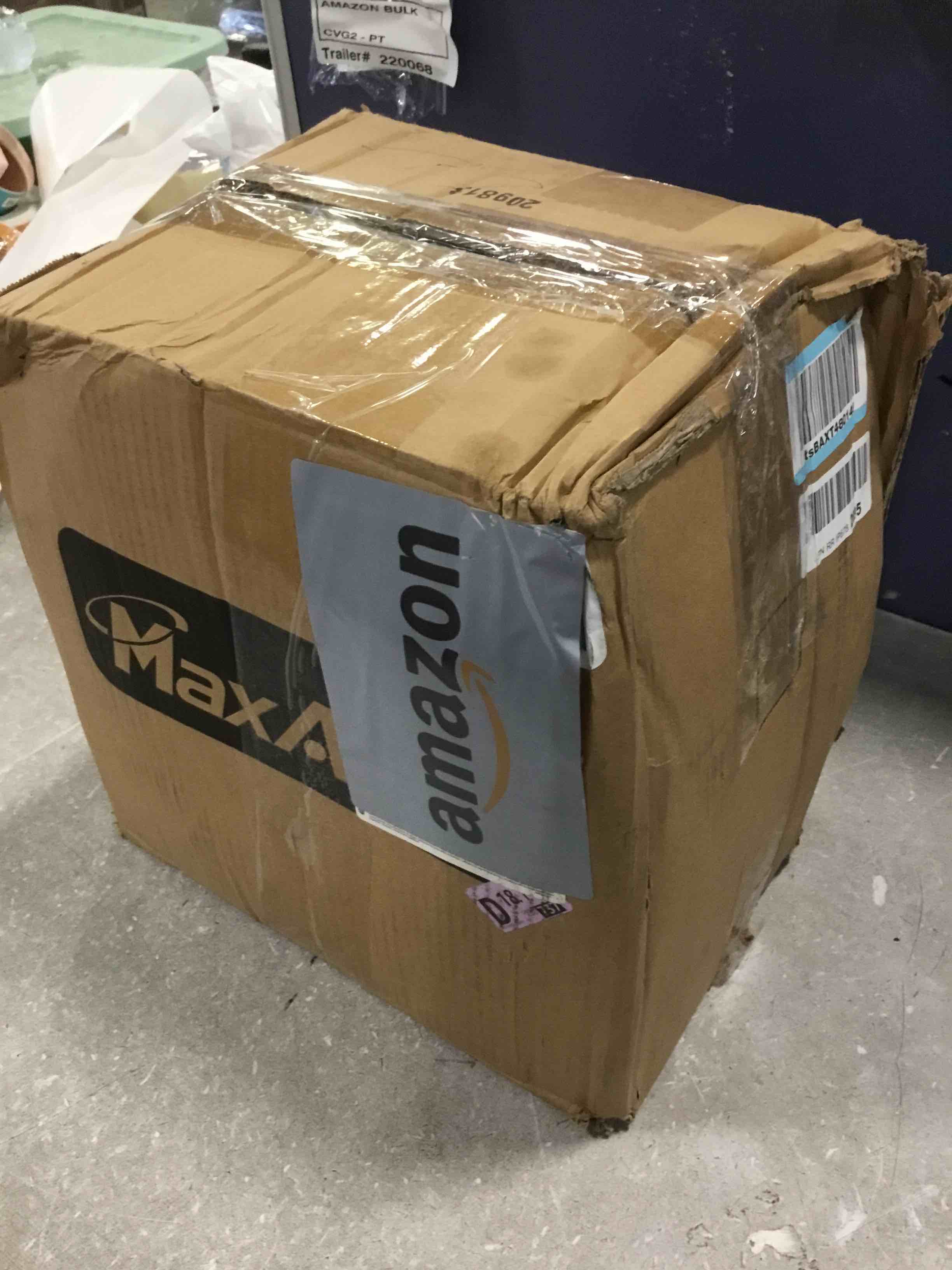 https://s3.amazonaws.com/lotting-images-prod/bidfta/ORG6801173_1721048921314.jpeg