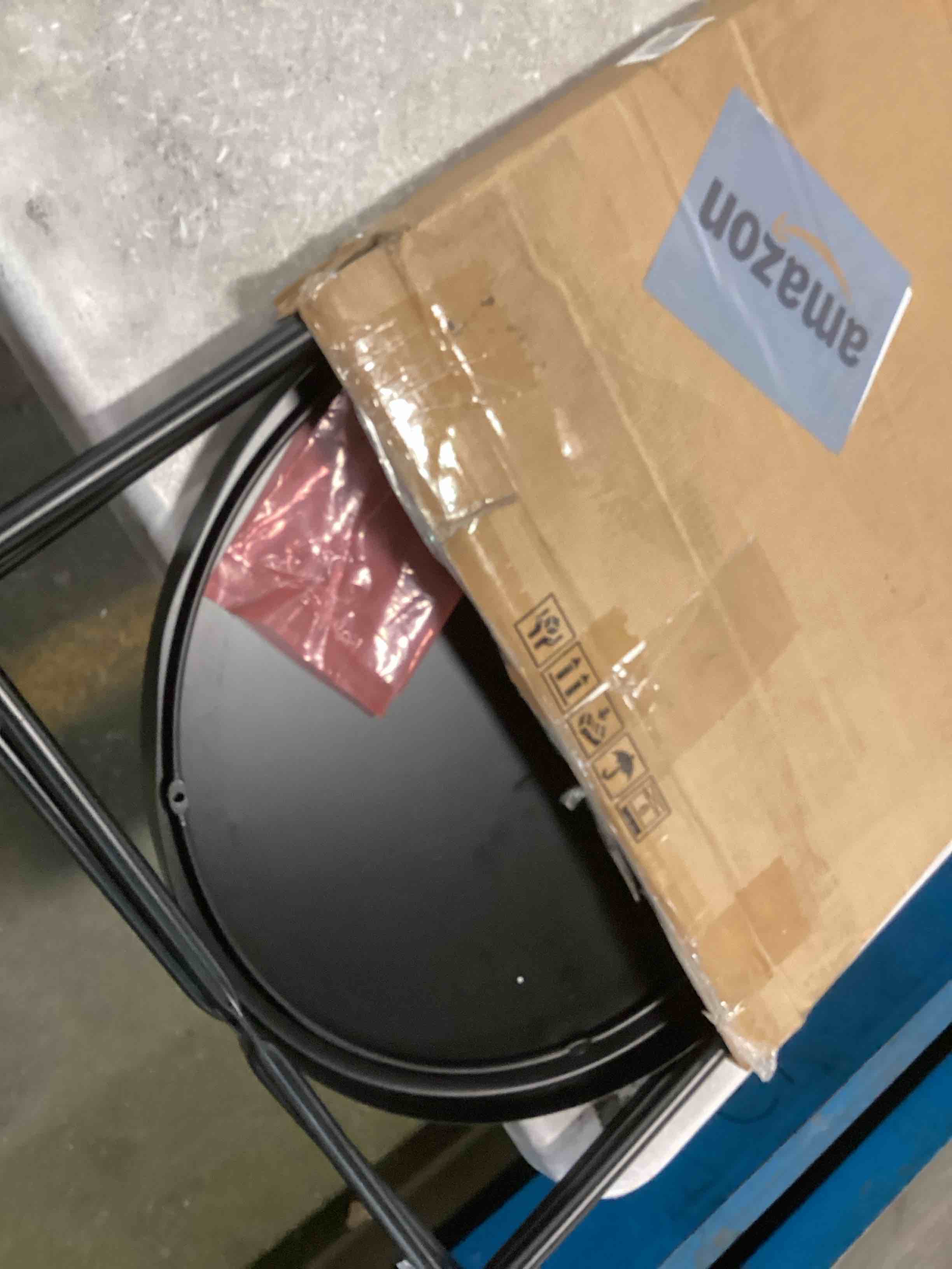 https://s3.amazonaws.com/lotting-images-prod/bidfta/ORG6801351_1721074552951.jpeg