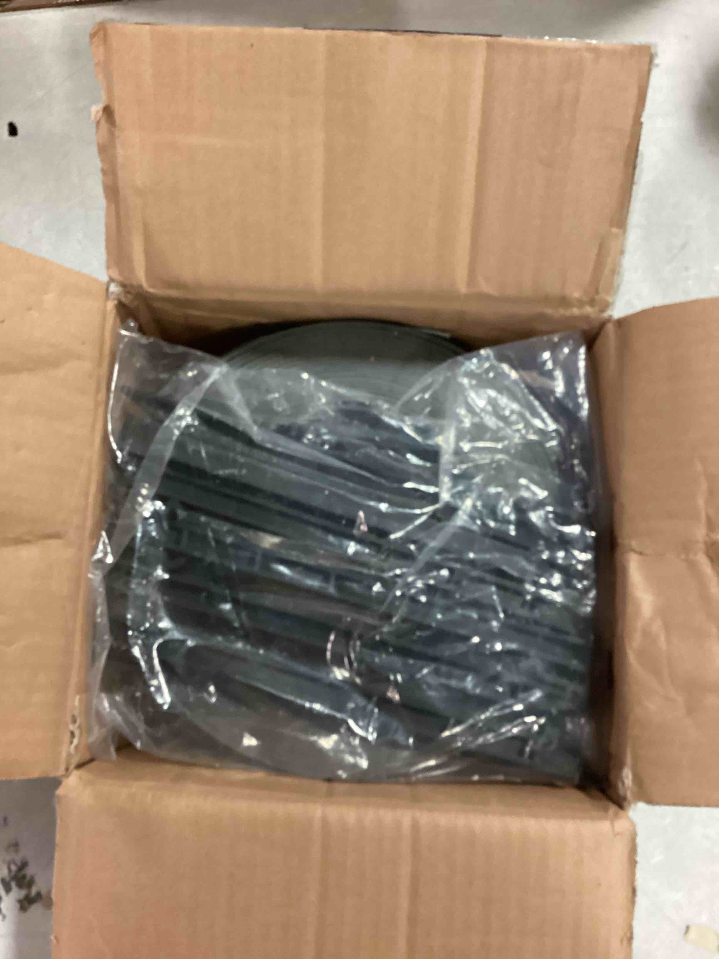 https://s3.amazonaws.com/lotting-images-prod/bidfta/ORG6801728_1720666514180.jpeg