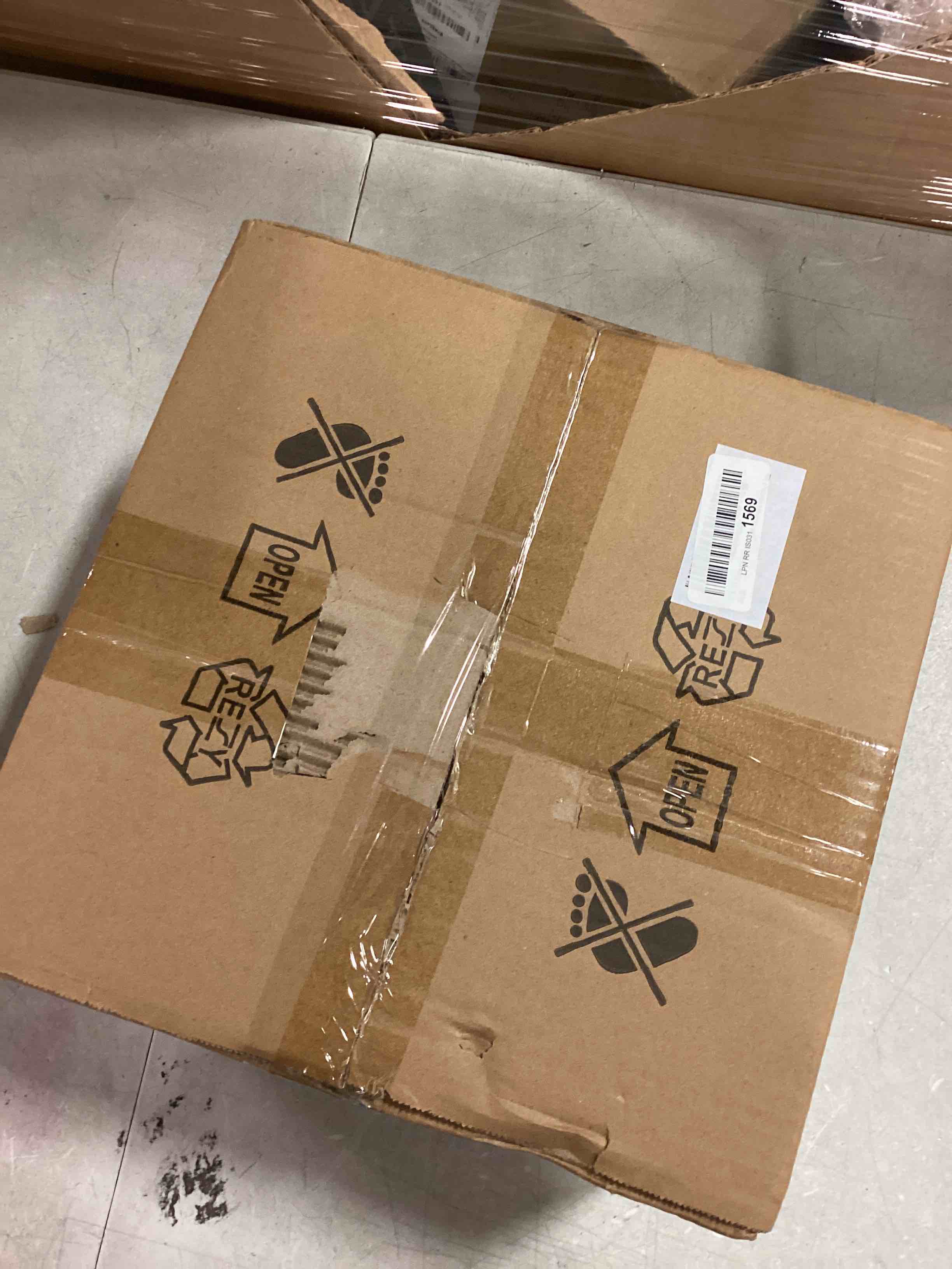 https://s3.amazonaws.com/lotting-images-prod/bidfta/ORG6801729_1720666621688.jpeg