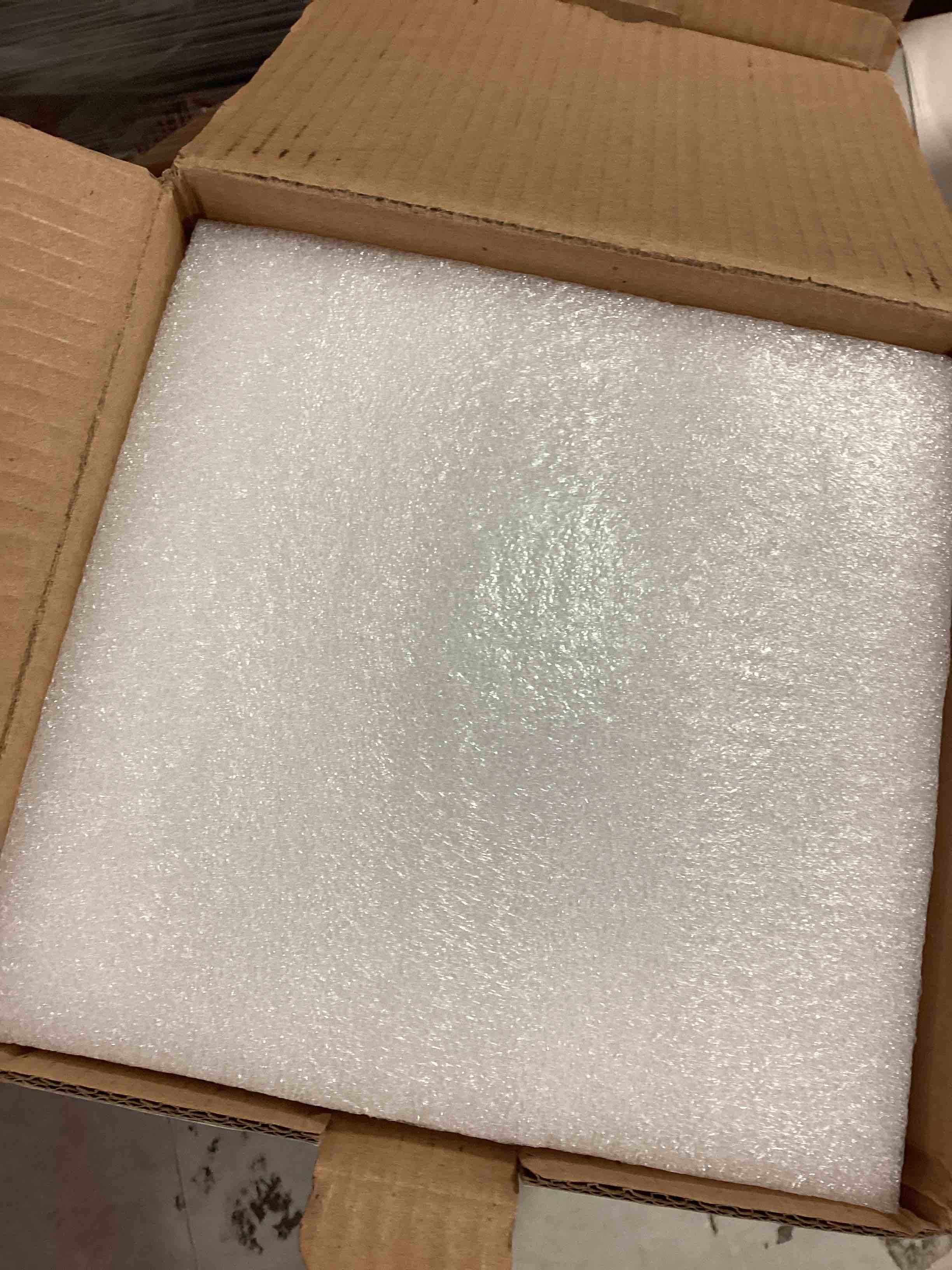 https://s3.amazonaws.com/lotting-images-prod/bidfta/ORG6801785_1720672683698.jpeg