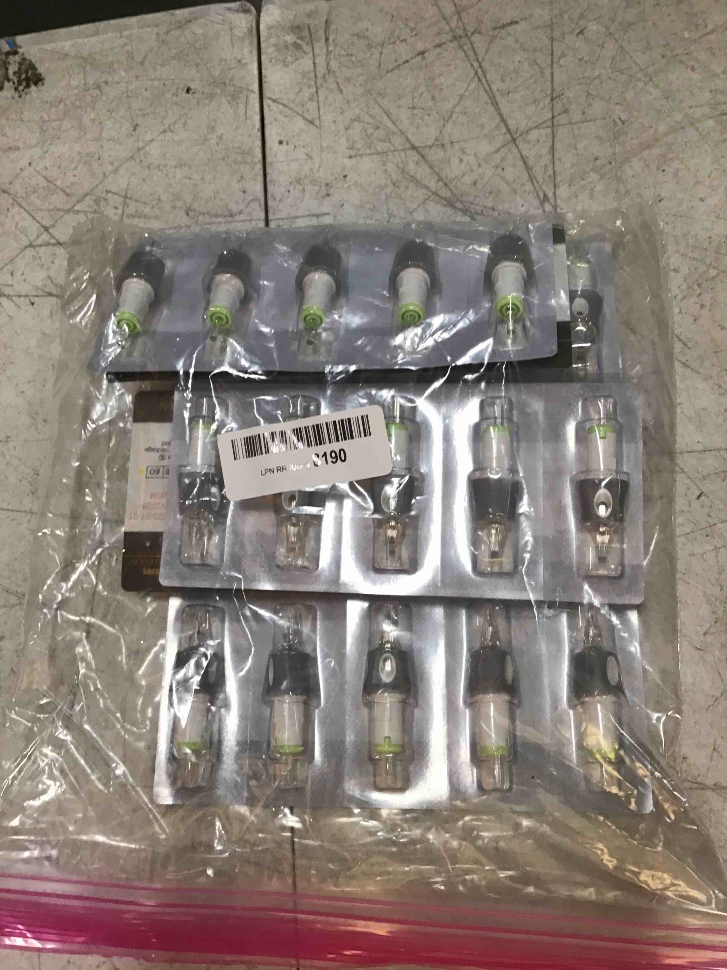 https://s3.amazonaws.com/lotting-images-prod/bidfta/ORG6803189_1720436847141.jpeg