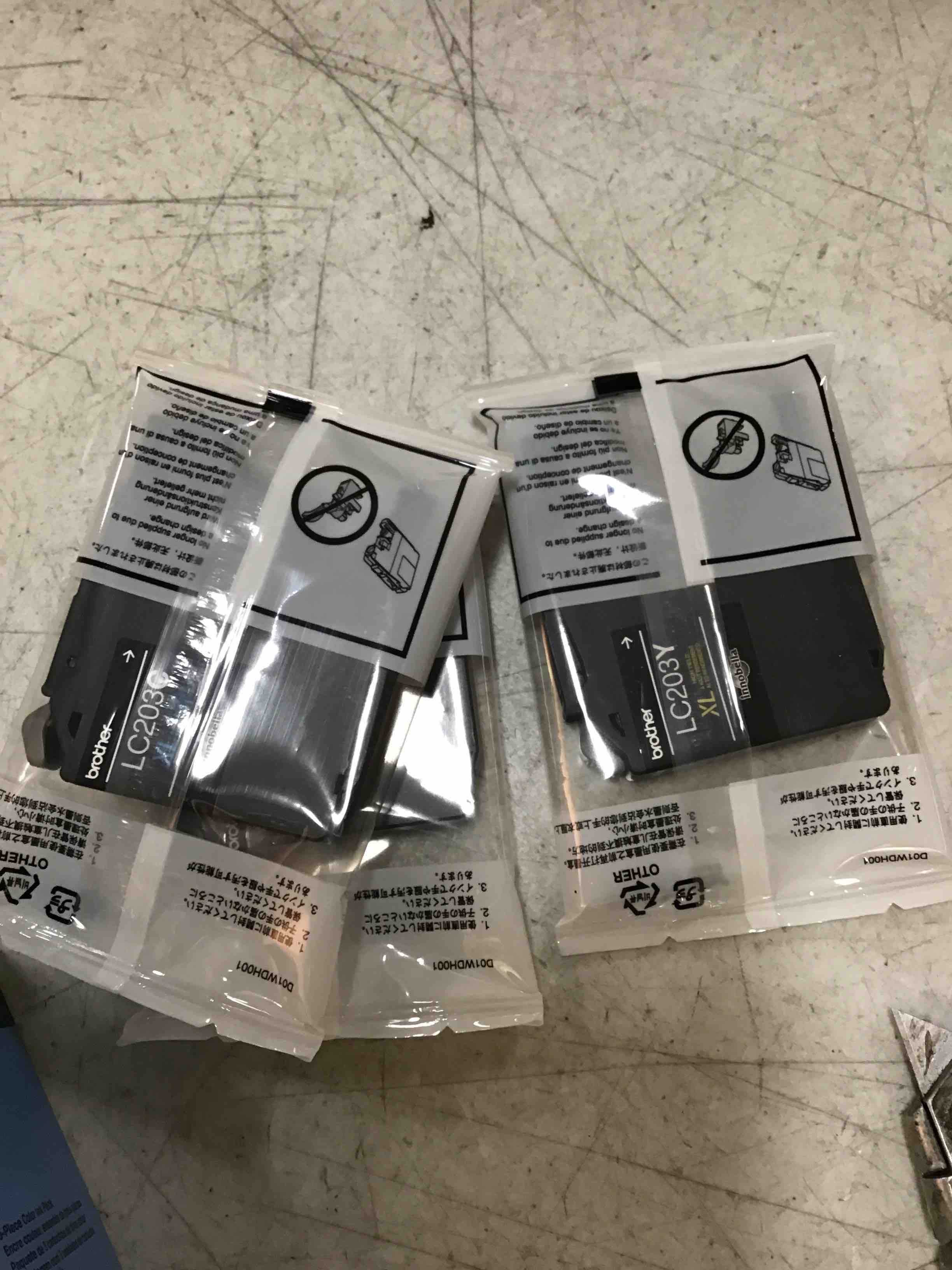 https://s3.amazonaws.com/lotting-images-prod/bidfta/ORG6803198_1720437748915.jpeg