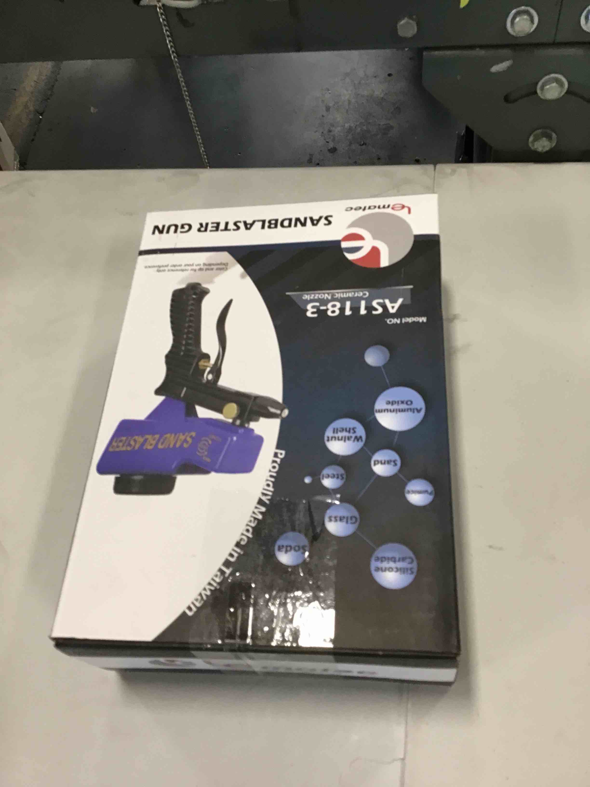 https://s3.amazonaws.com/lotting-images-prod/bidfta/ORG6803214_1720439911302.jpeg