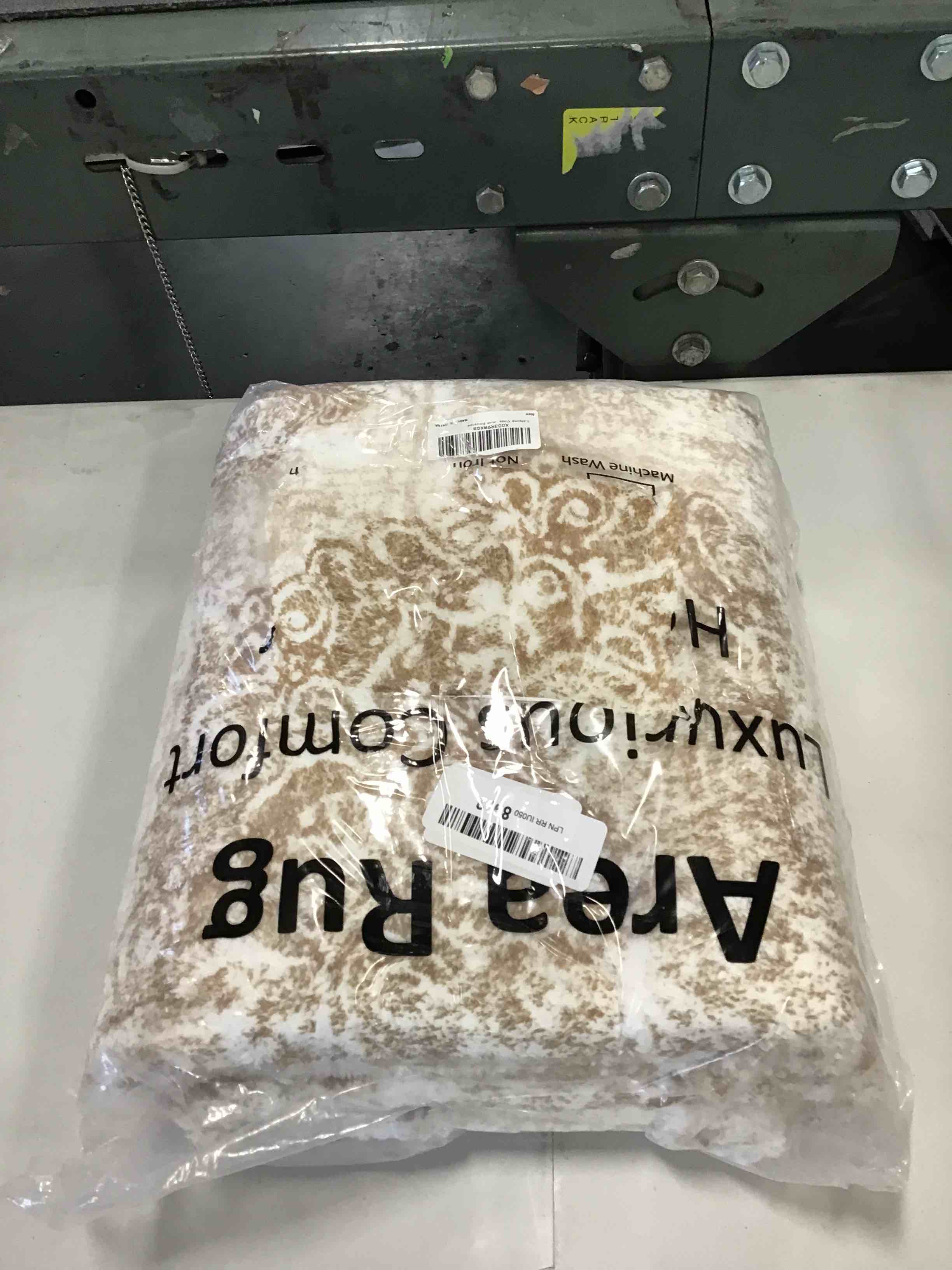 https://s3.amazonaws.com/lotting-images-prod/bidfta/ORG6803216_1720440083708.jpeg