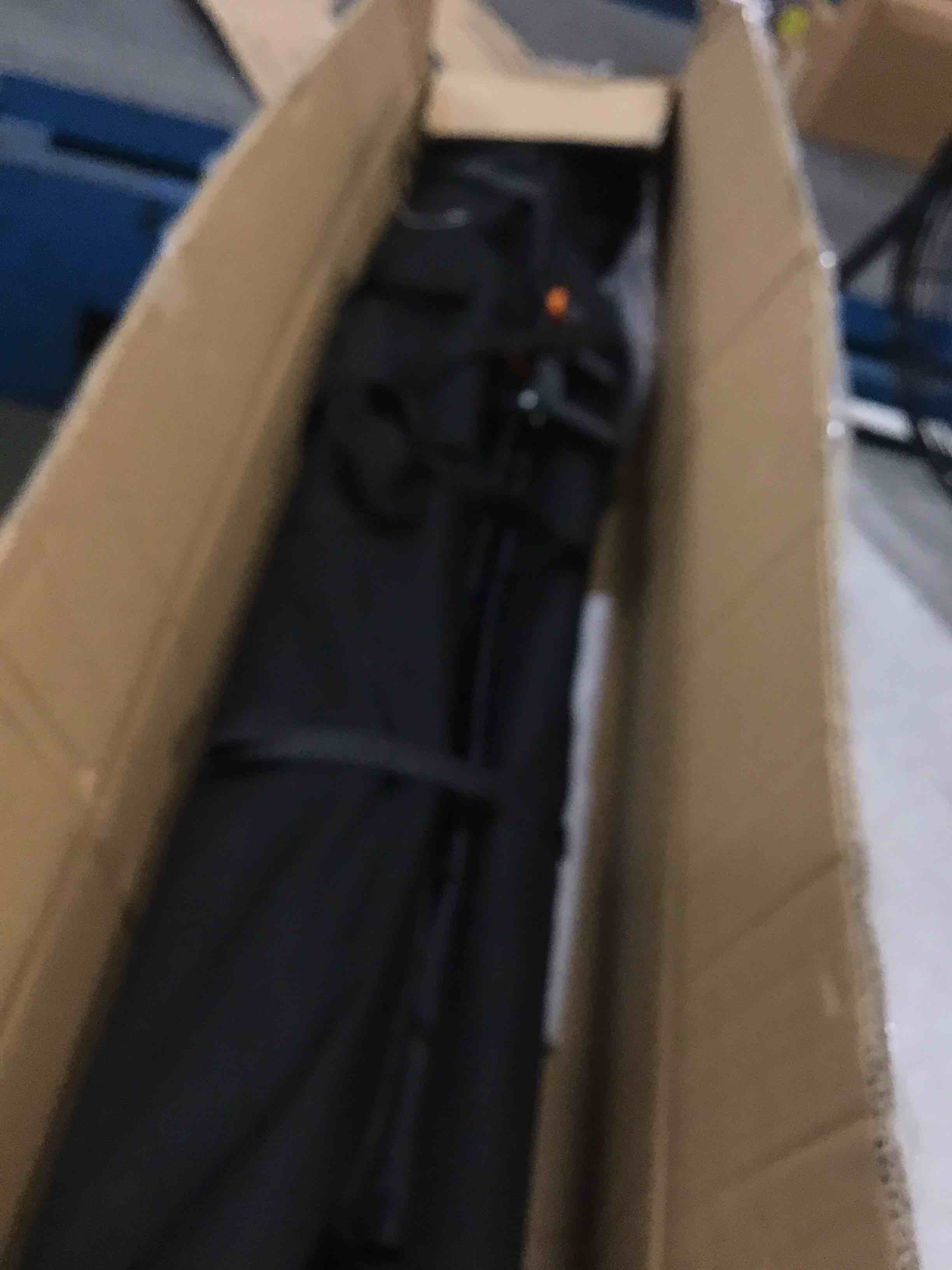 https://s3.amazonaws.com/lotting-images-prod/bidfta/ORG6804065_1720616427918.jpeg