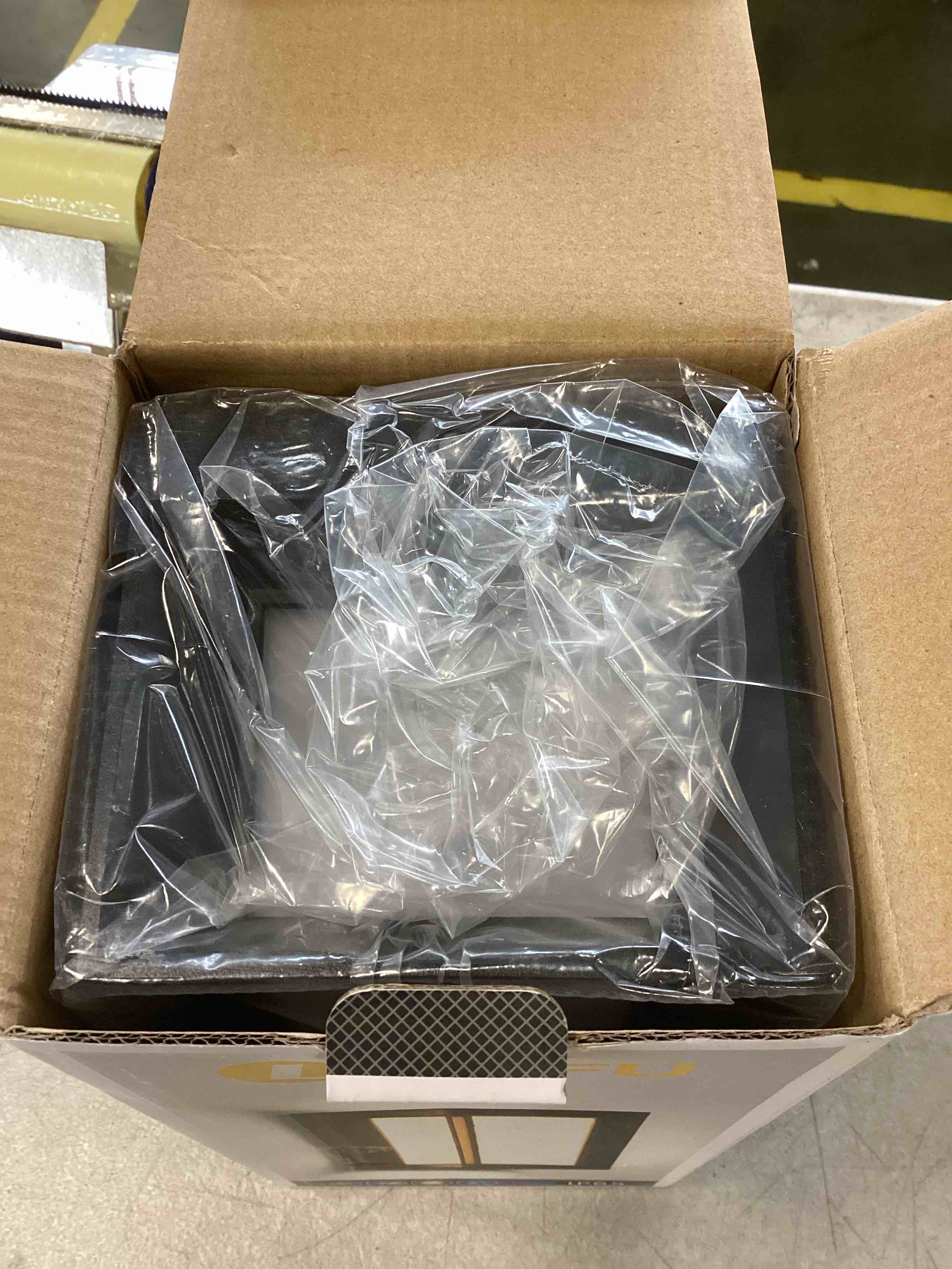 https://s3.amazonaws.com/lotting-images-prod/bidfta/ORG6804907_1720529786586.jpeg