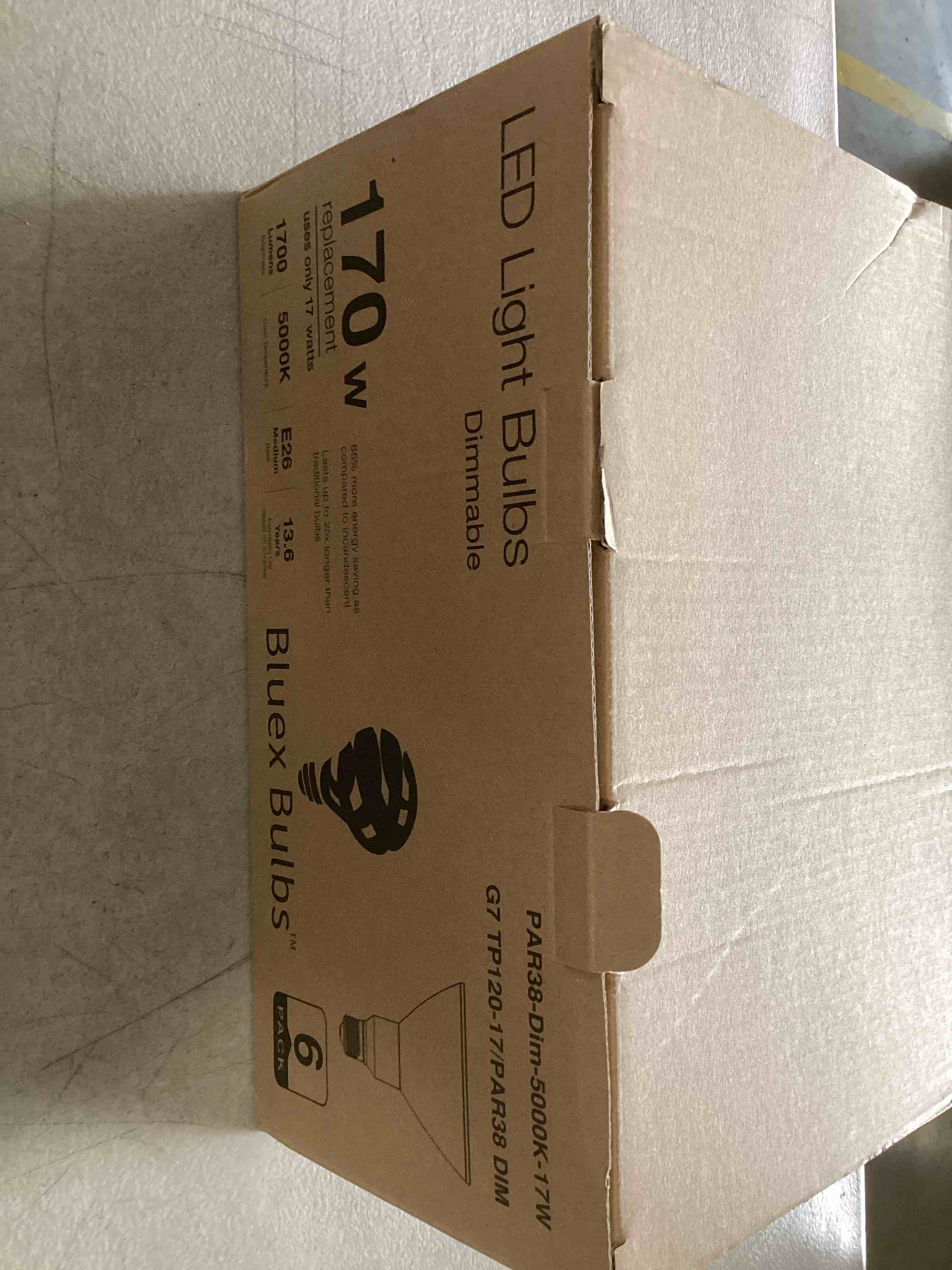 https://s3.amazonaws.com/lotting-images-prod/bidfta/ORG6805184_1720613558319.jpeg