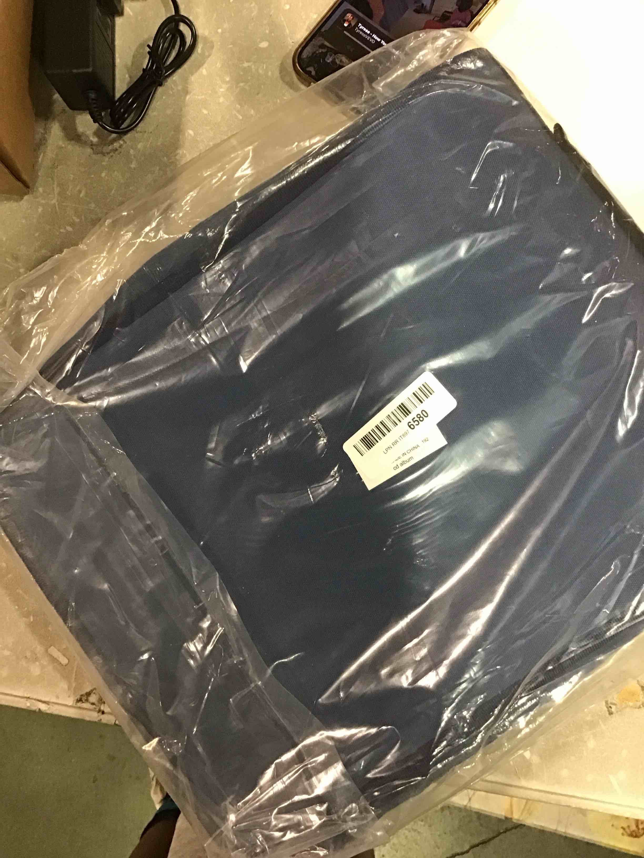 https://s3.amazonaws.com/lotting-images-prod/bidfta/ORG6807612_1720442718267.jpeg