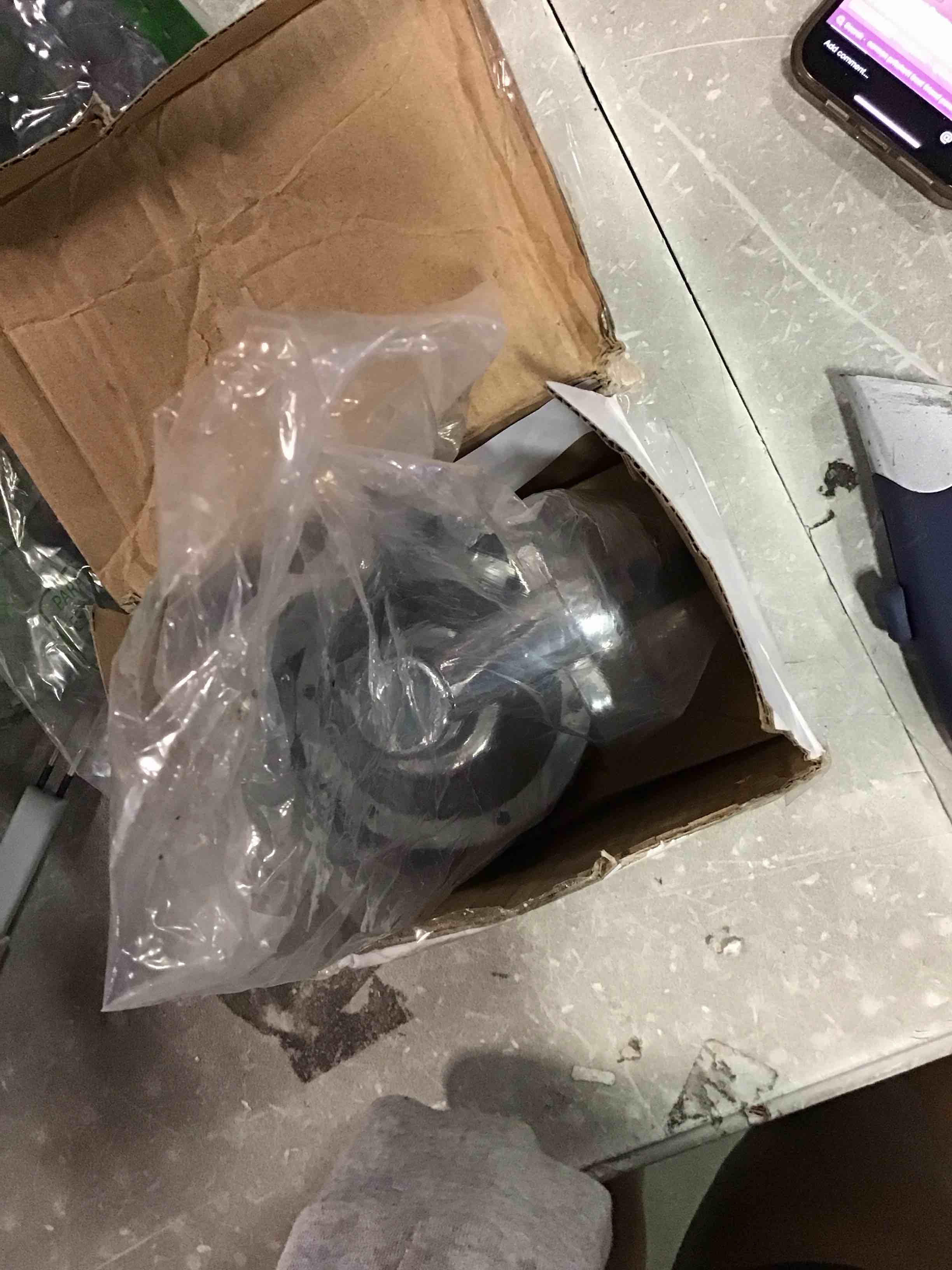 https://s3.amazonaws.com/lotting-images-prod/bidfta/ORG6807720_1720449828182.jpeg