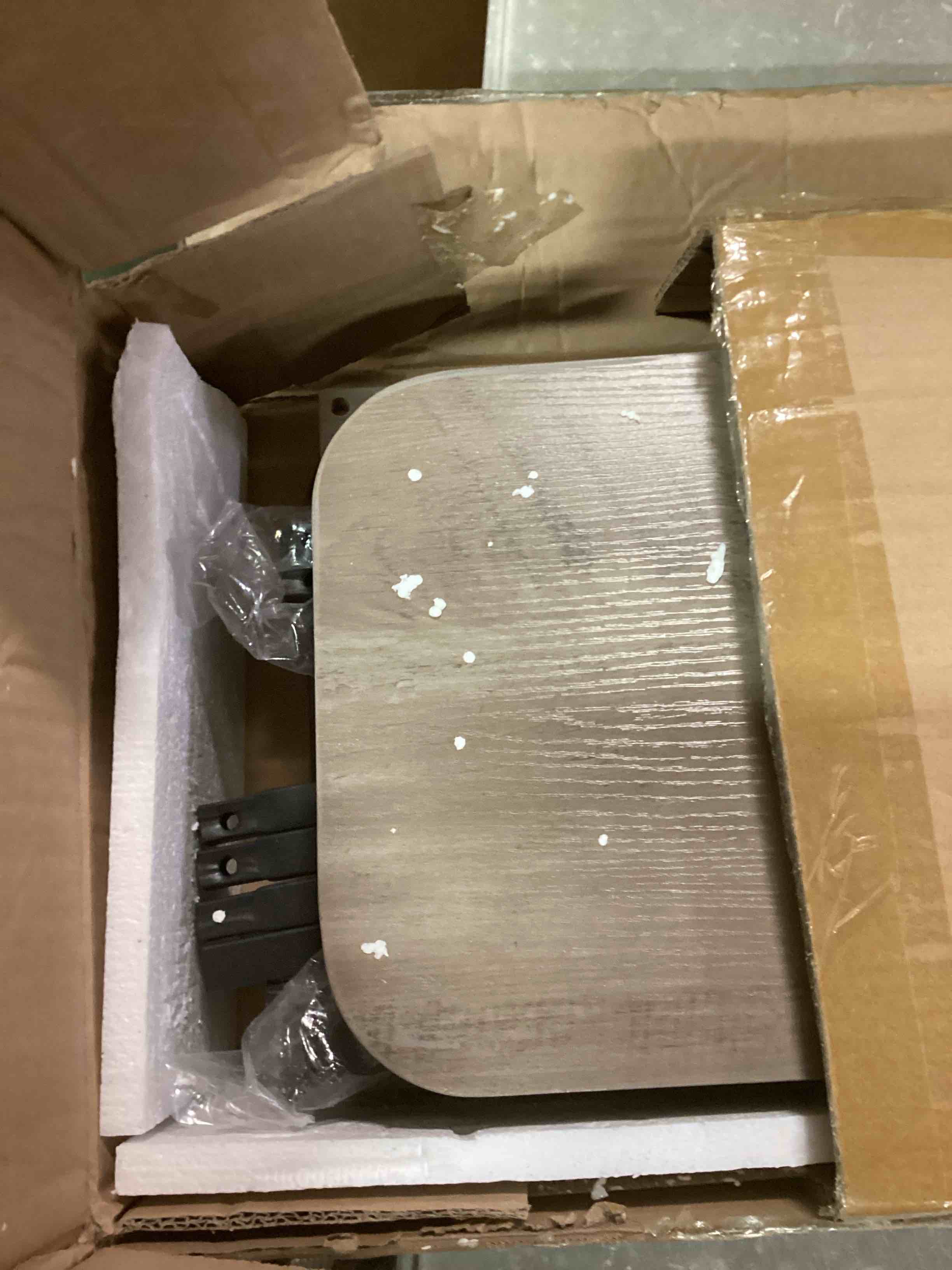 https://s3.amazonaws.com/lotting-images-prod/bidfta/ORG6808139_1720537950584.jpeg