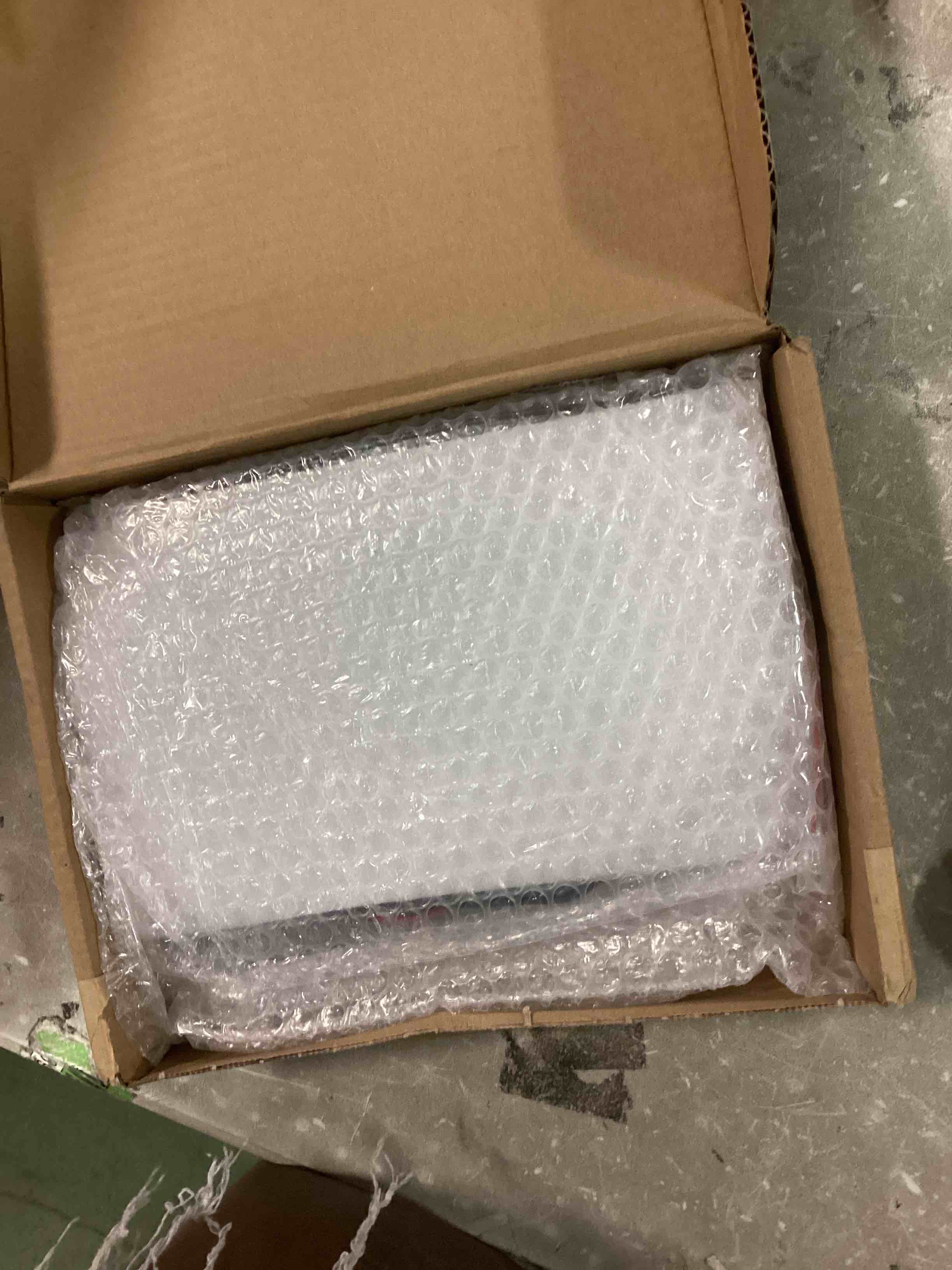 https://s3.amazonaws.com/lotting-images-prod/bidfta/ORG6808399_1720555981394.jpeg