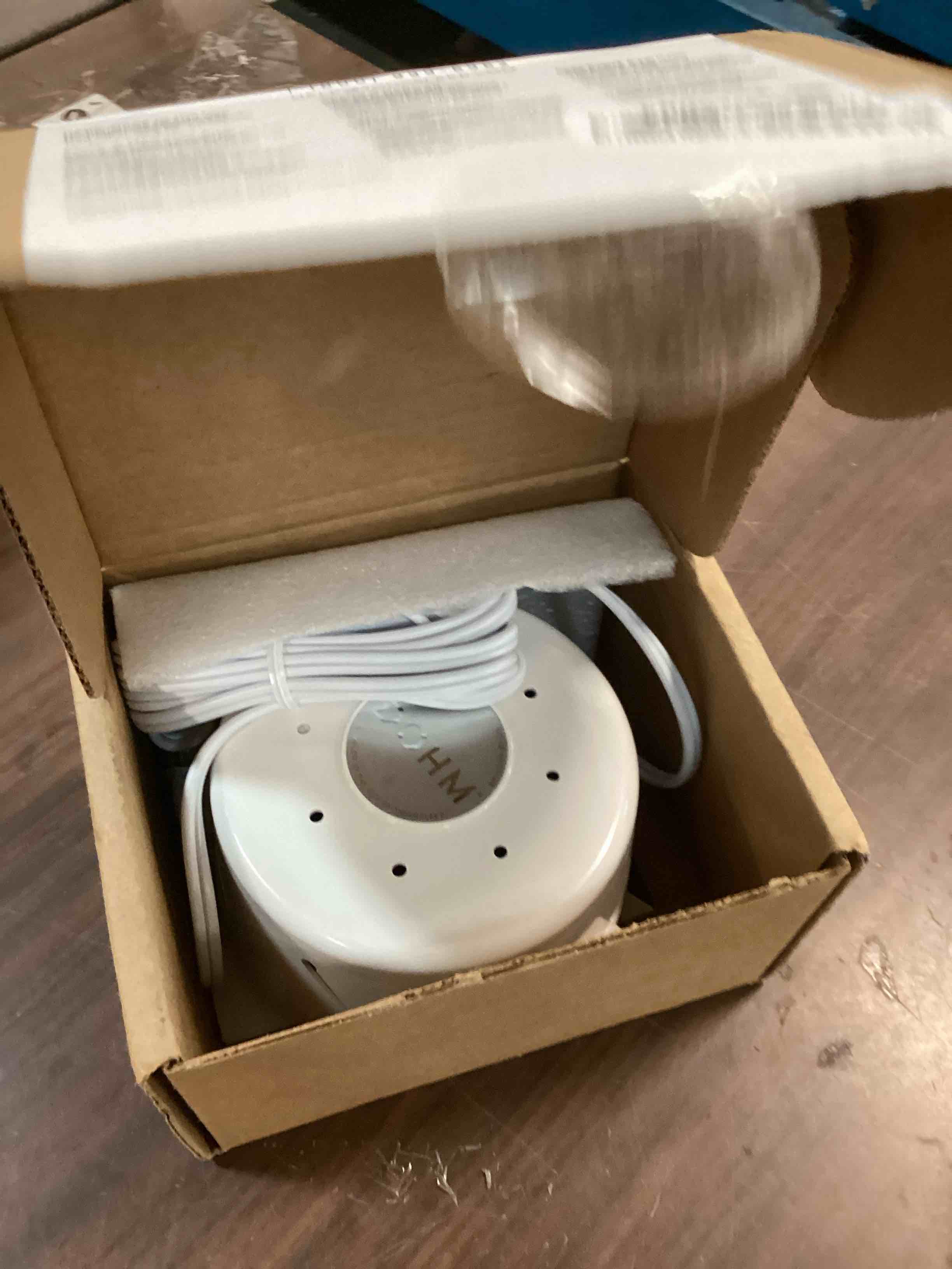 https://s3.amazonaws.com/lotting-images-prod/bidfta/ORG6809963_1721391040790.jpeg