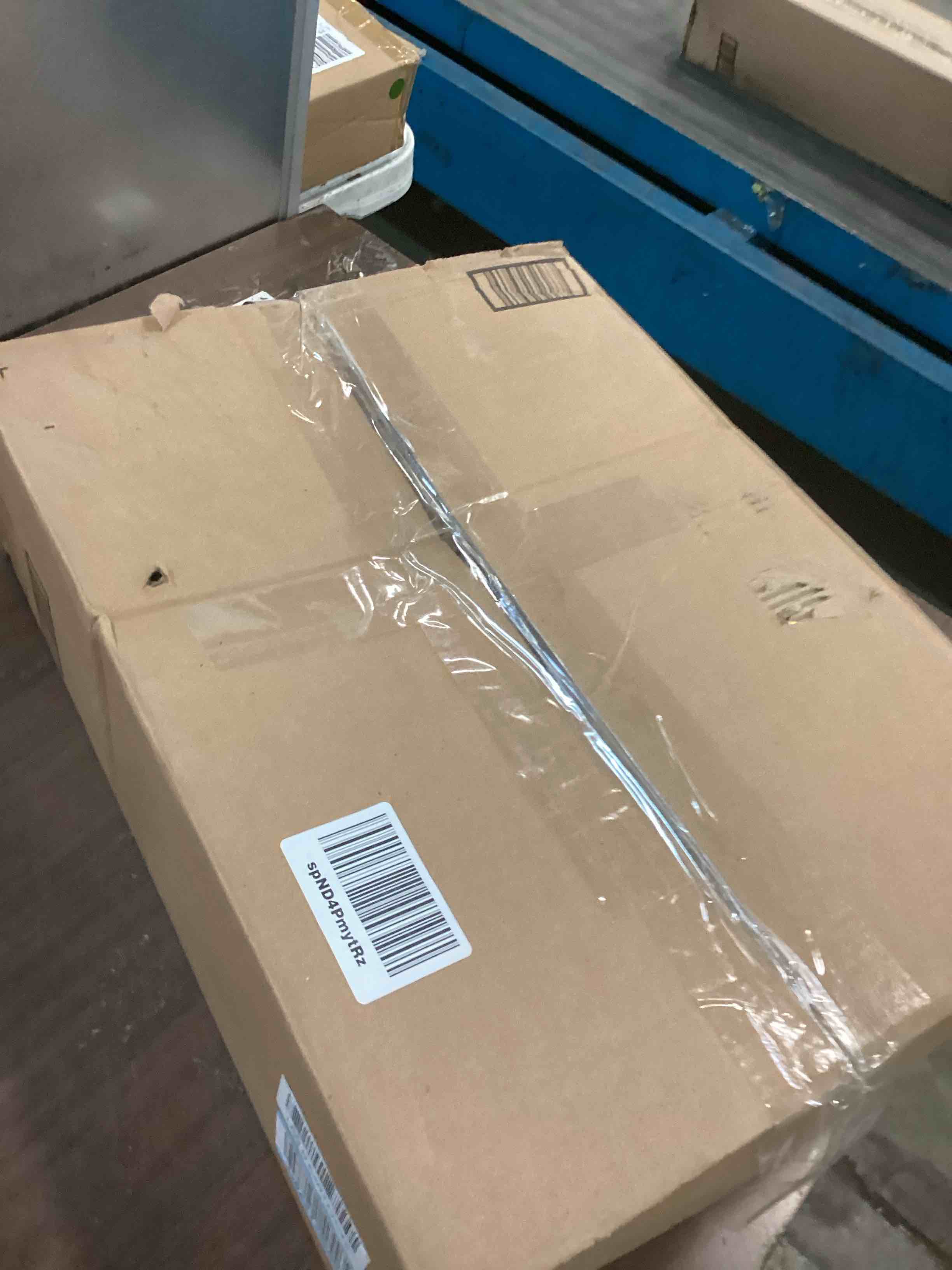 https://s3.amazonaws.com/lotting-images-prod/bidfta/ORG6810138_1721413876624.jpeg