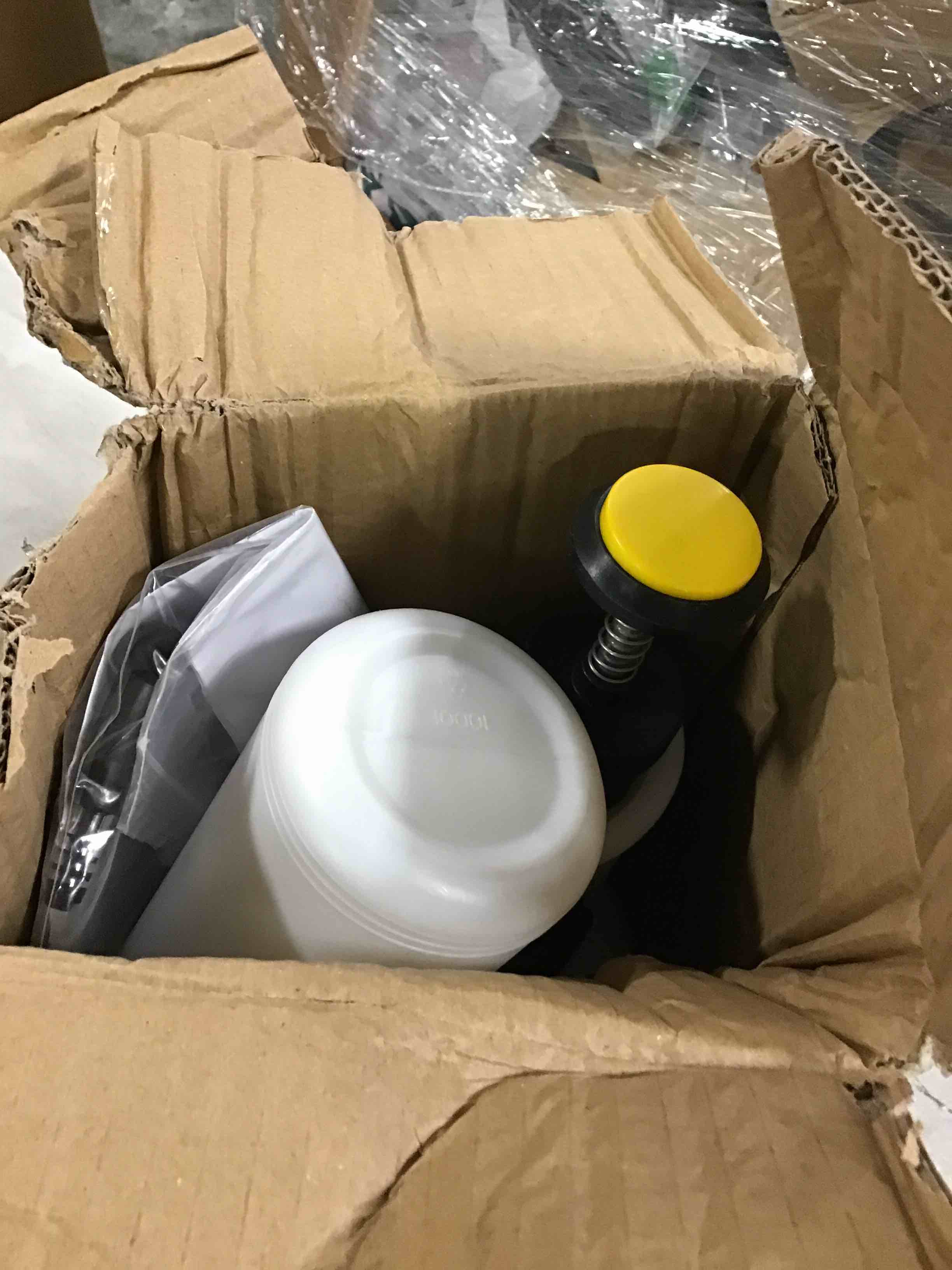 https://s3.amazonaws.com/lotting-images-prod/bidfta/ORG6811558_1721310418814.jpeg