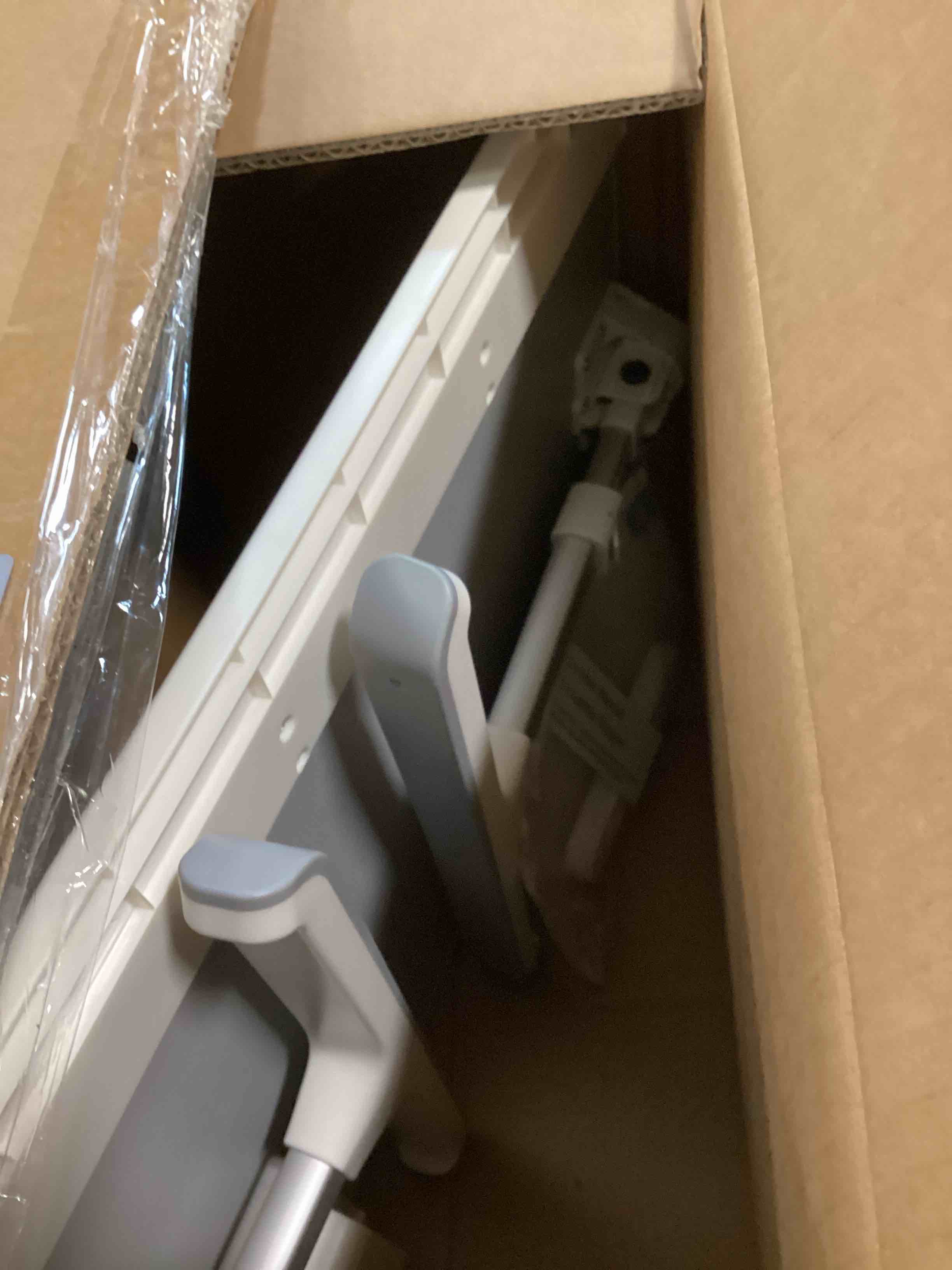 https://s3.amazonaws.com/lotting-images-prod/bidfta/ORG6812046_1719427506765.jpeg