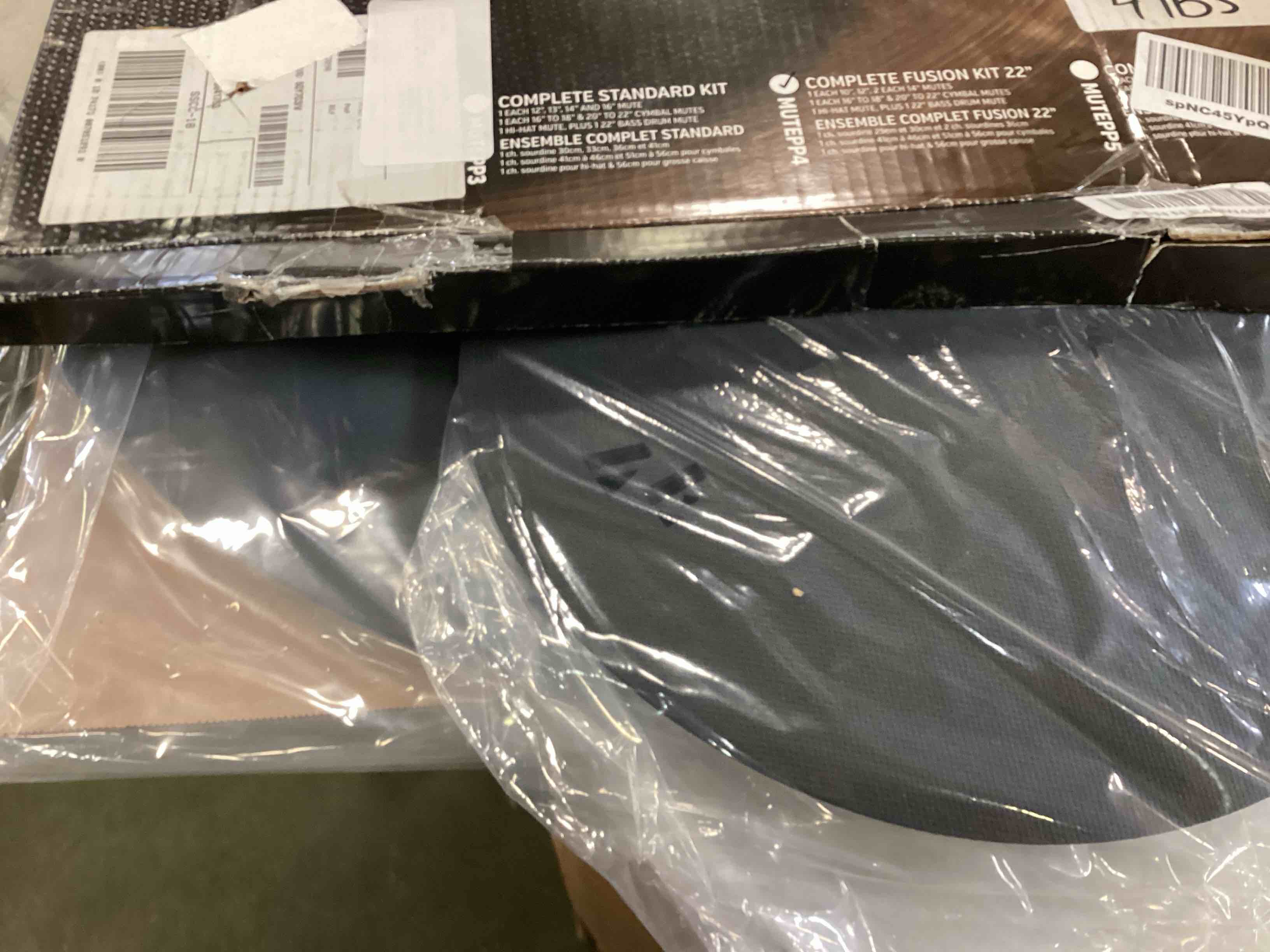 https://s3.amazonaws.com/lotting-images-prod/bidfta/ORG6812226_1719510813304.jpeg