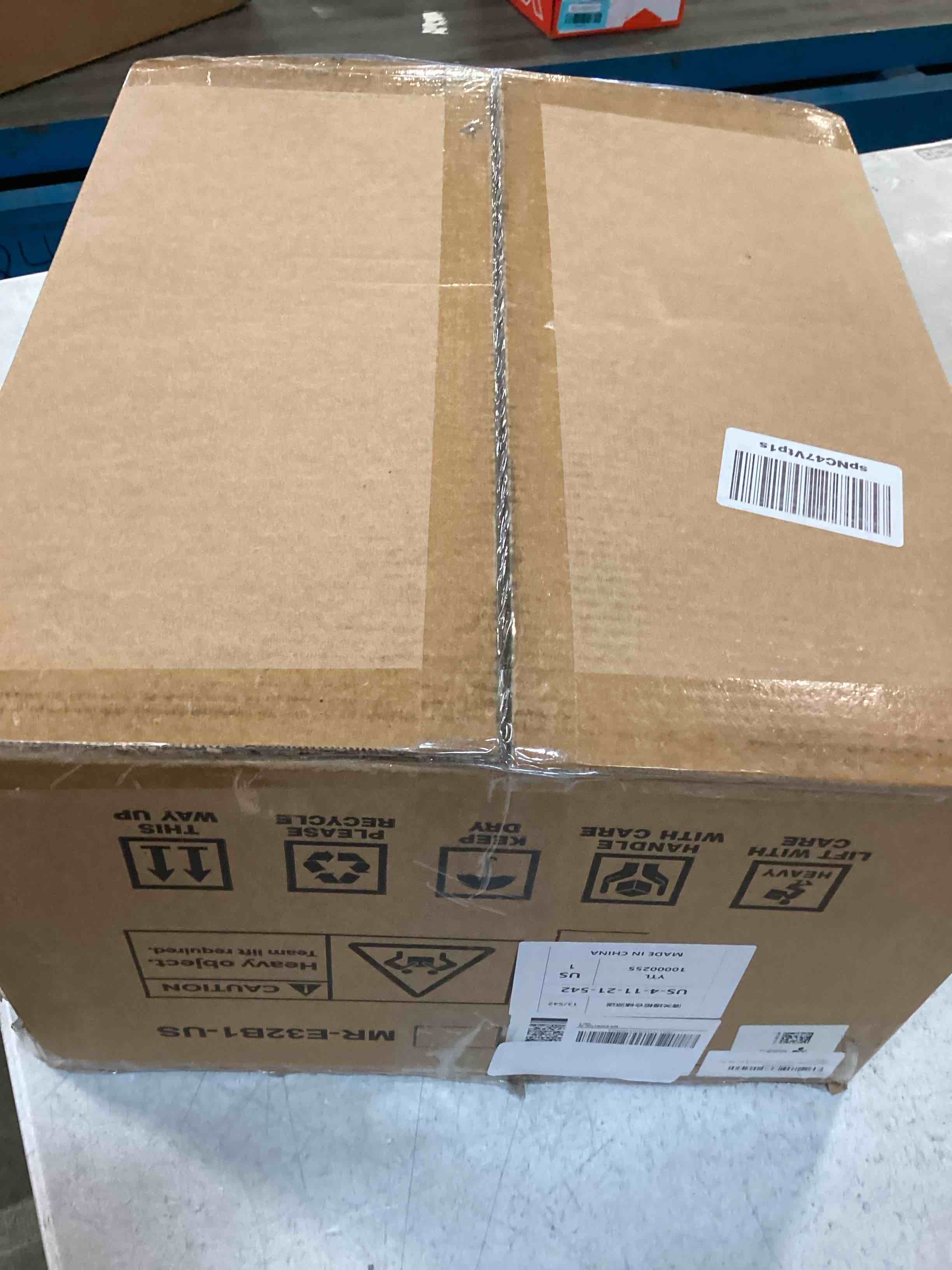https://s3.amazonaws.com/lotting-images-prod/bidfta/ORG6812550_1719836819410.jpeg