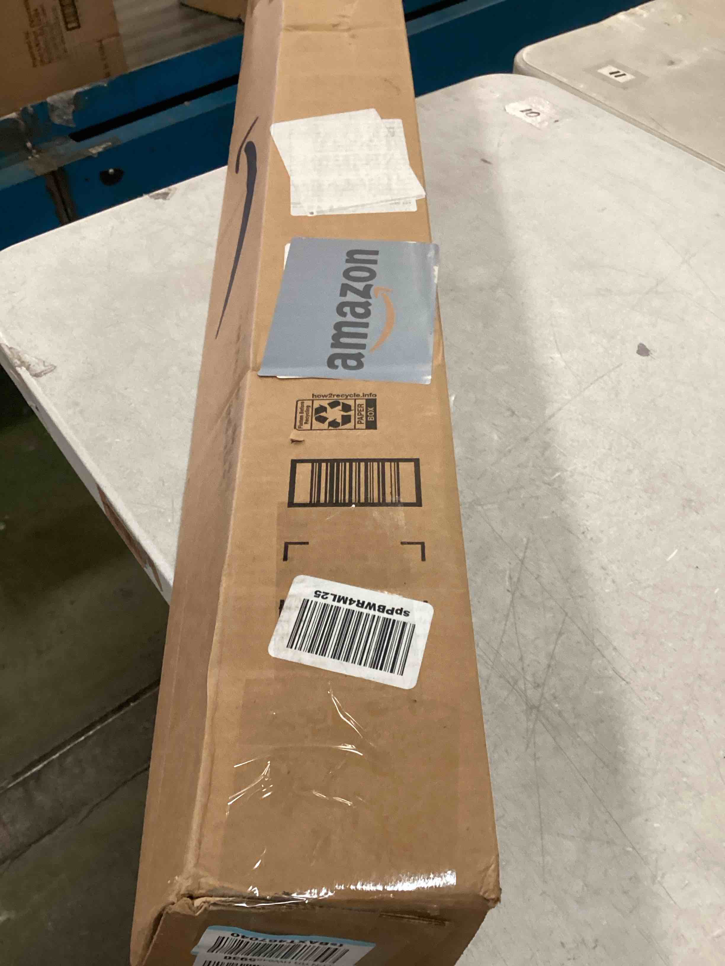 https://s3.amazonaws.com/lotting-images-prod/bidfta/ORG6812716_1719859608733.jpeg