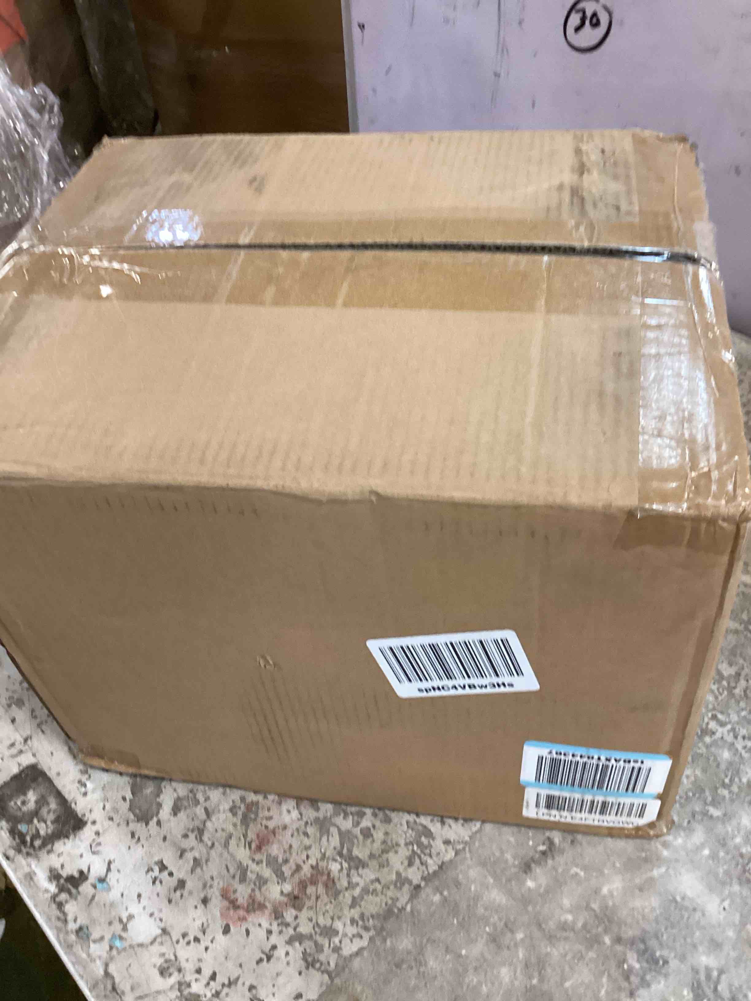 https://s3.amazonaws.com/lotting-images-prod/bidfta/ORG6813151_1720204322733.jpeg